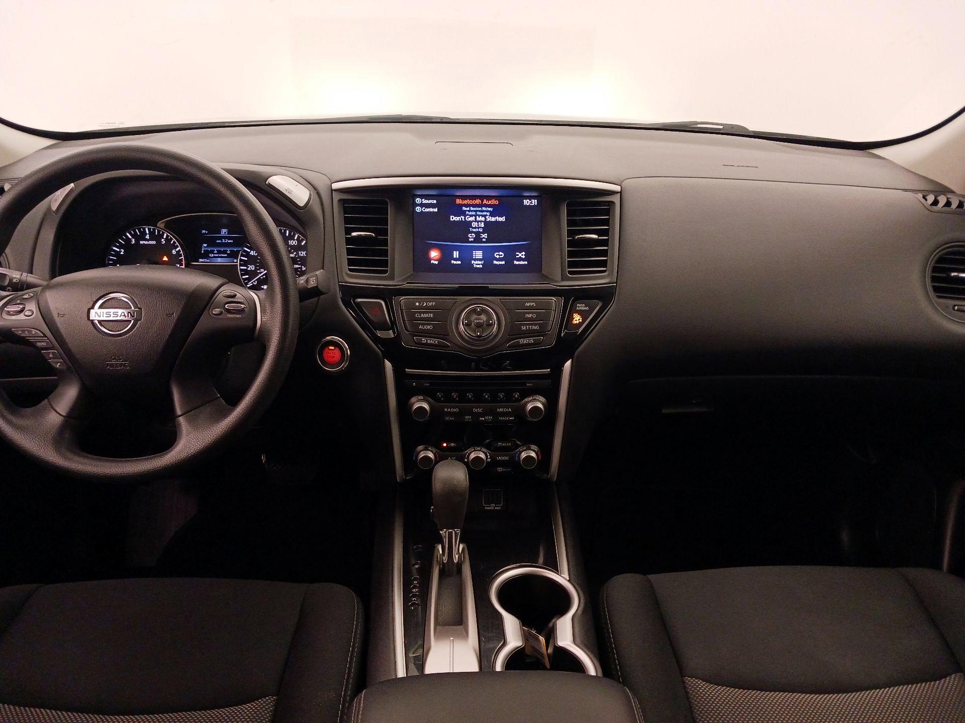 Thumbnail: 2018 Nissan Pathfinder - 9