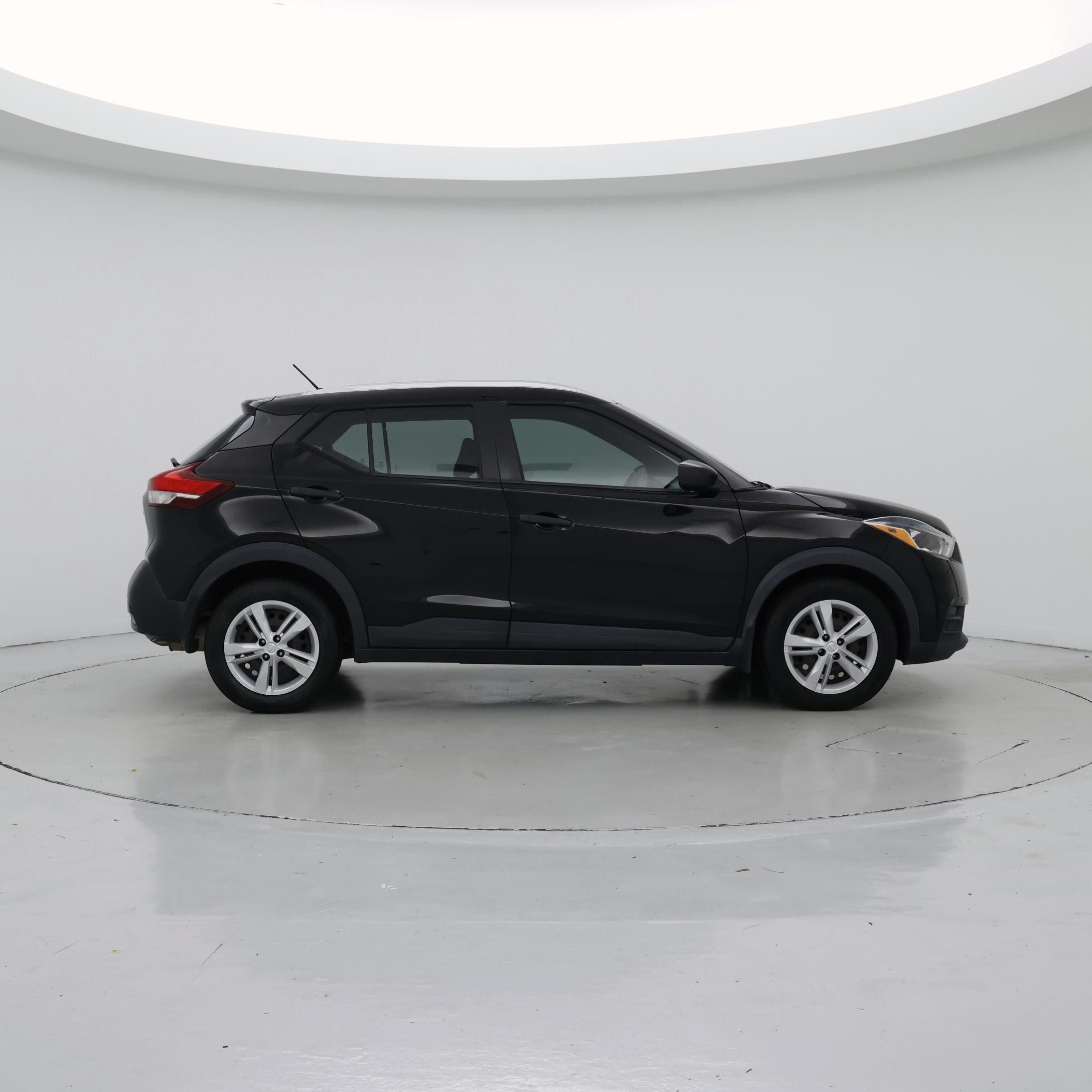 Thumbnail: 2019 Nissan Kicks - 7