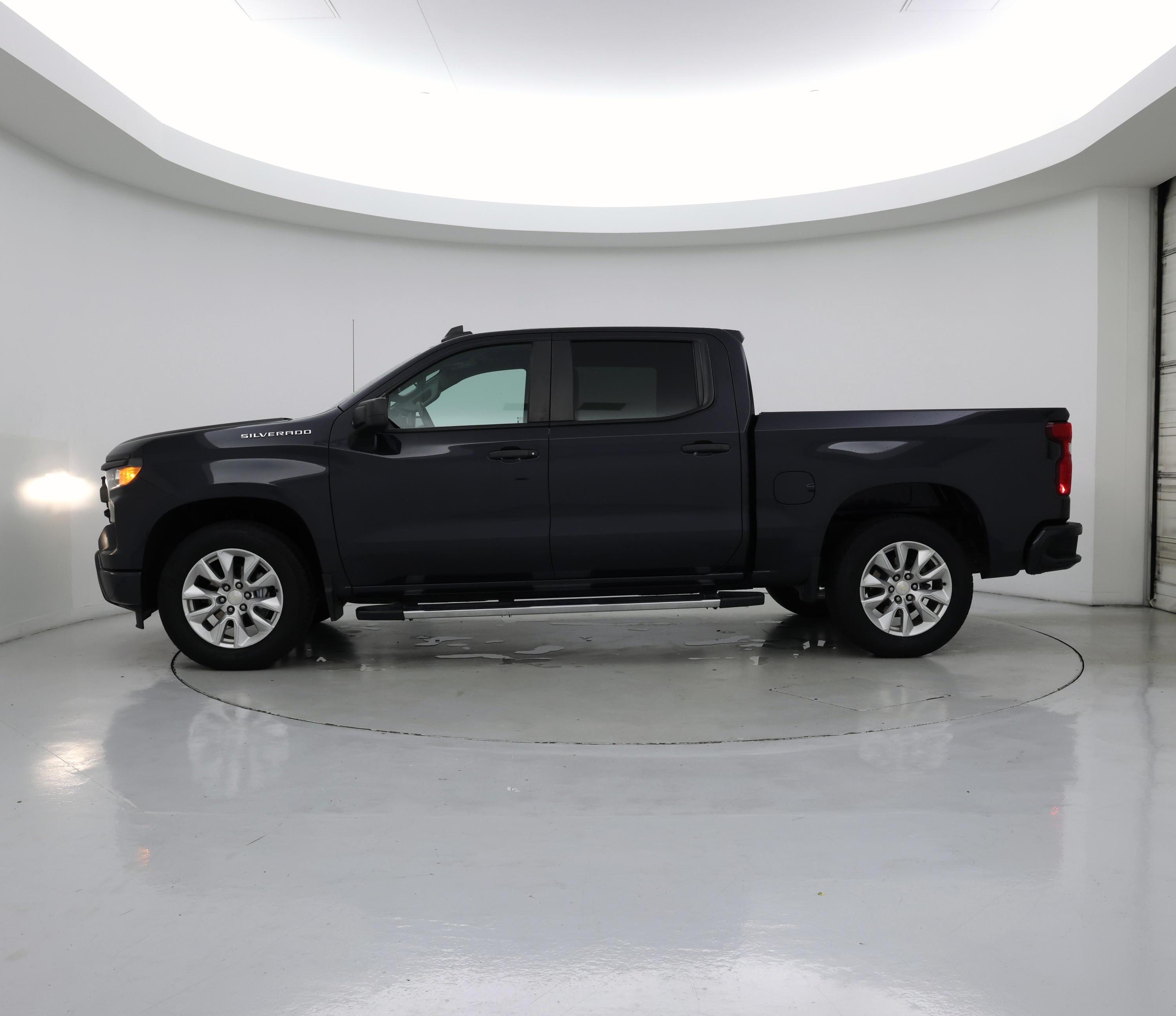 Thumbnail: 2022 Chevrolet Silverado 1500 - 3