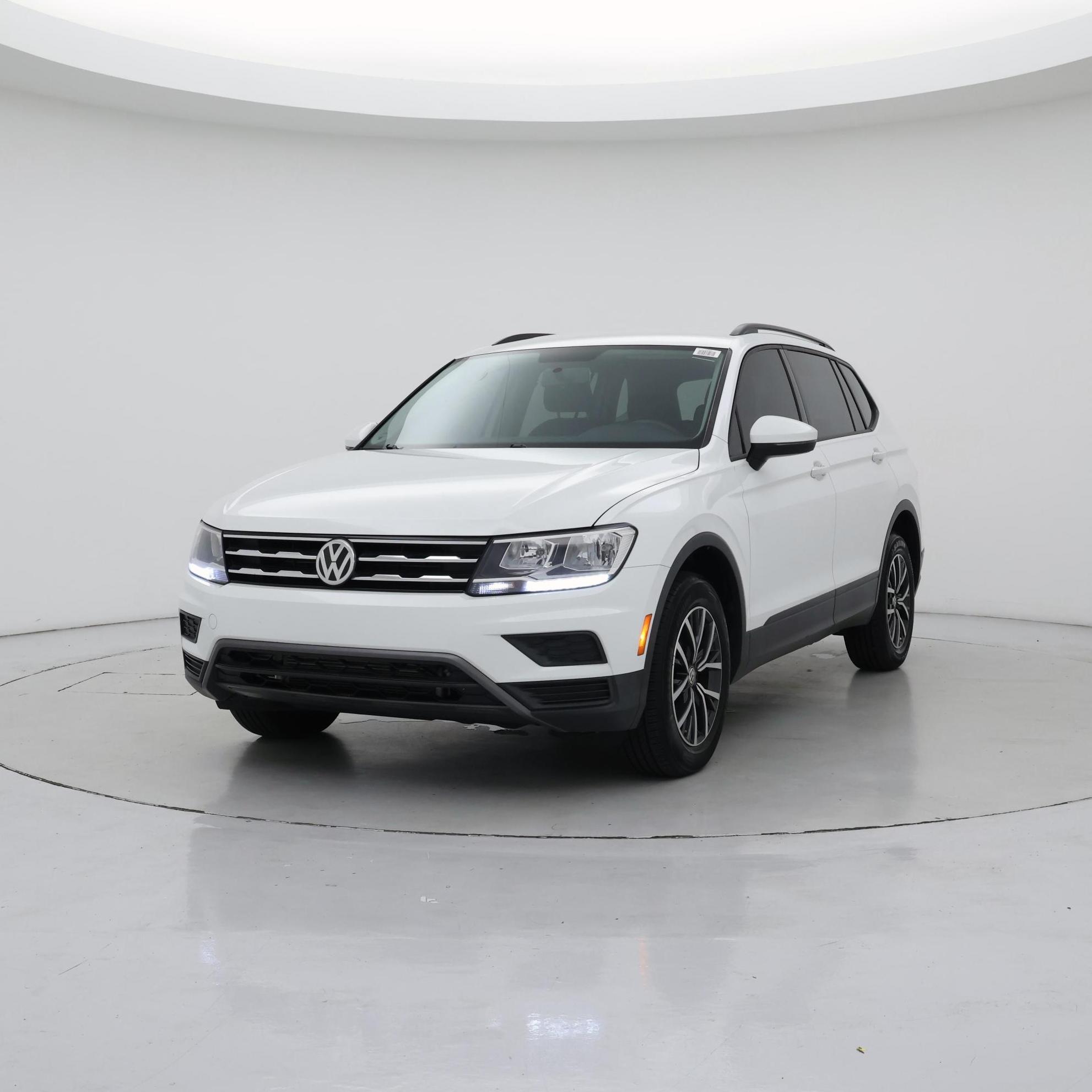 Thumbnail: 2021 Volkswagen Tiguan - 4
