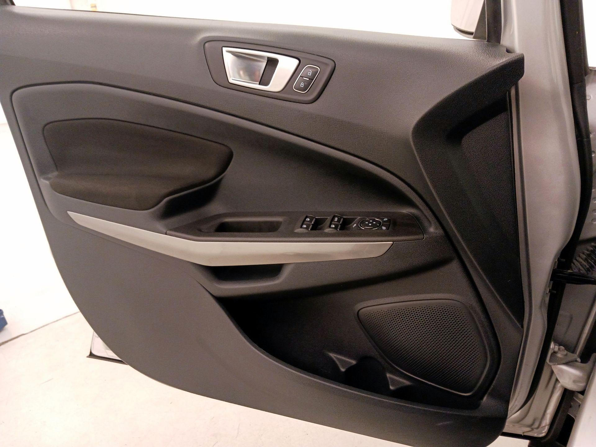 Thumbnail: 2018 Ford EcoSport - 12