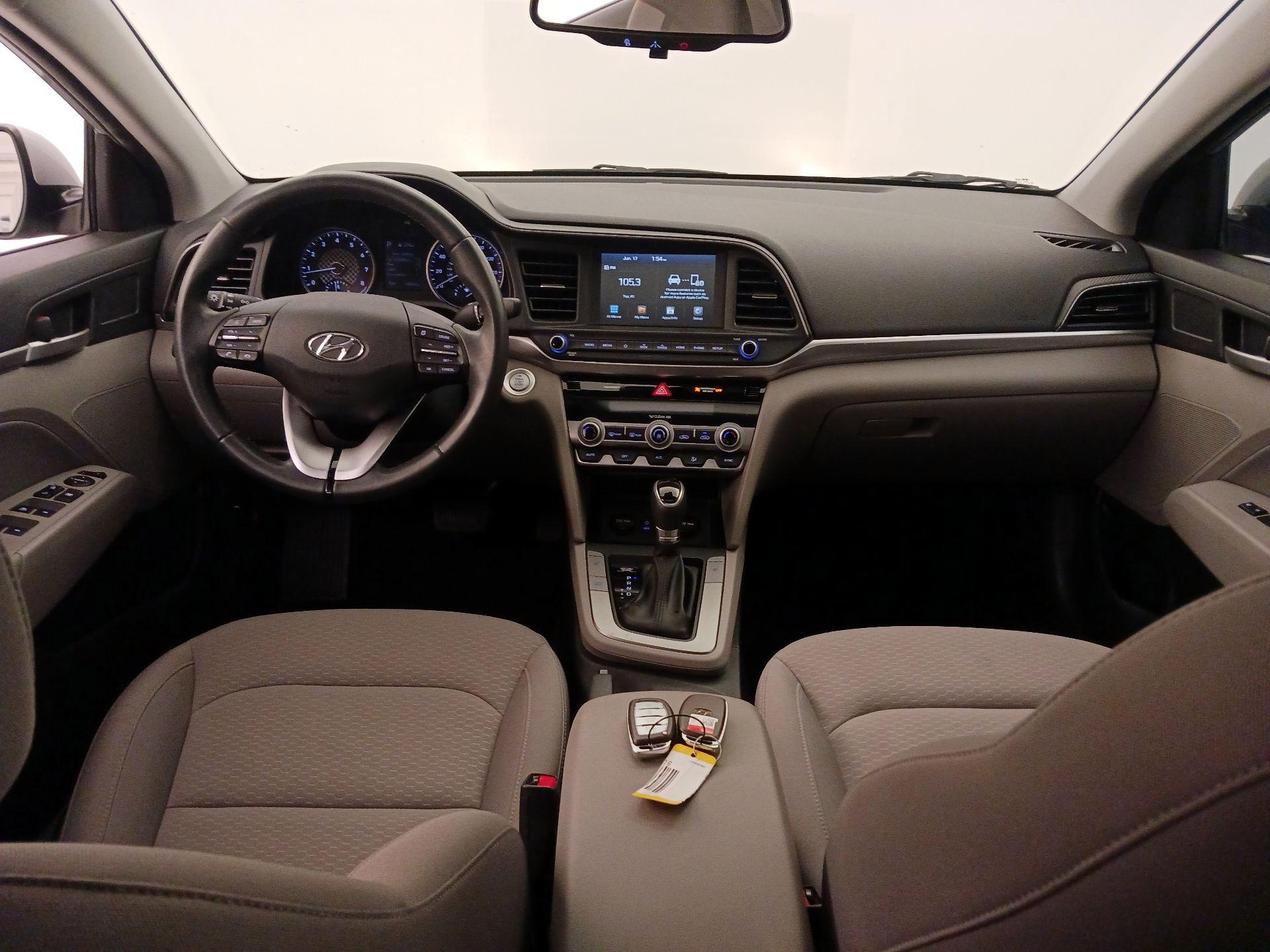 Thumbnail: 2020 Hyundai Elantra - 9