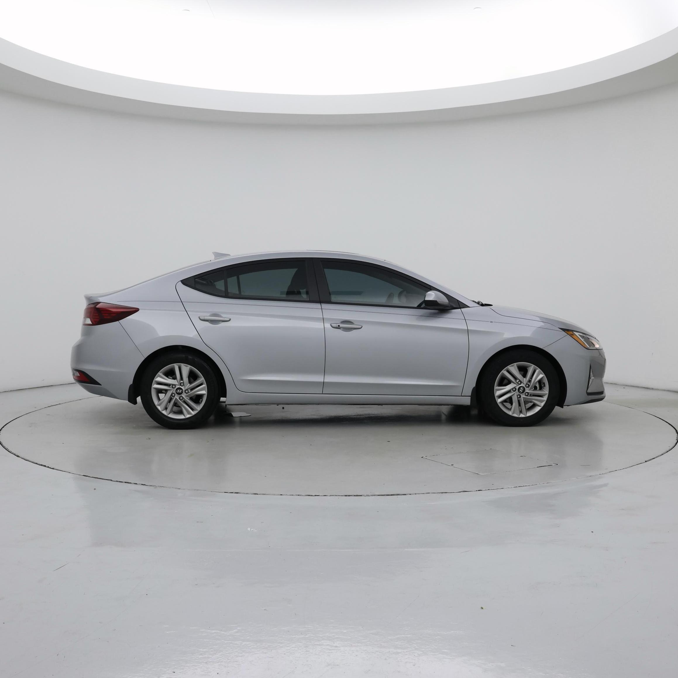 Thumbnail: 2020 Hyundai Elantra - 7