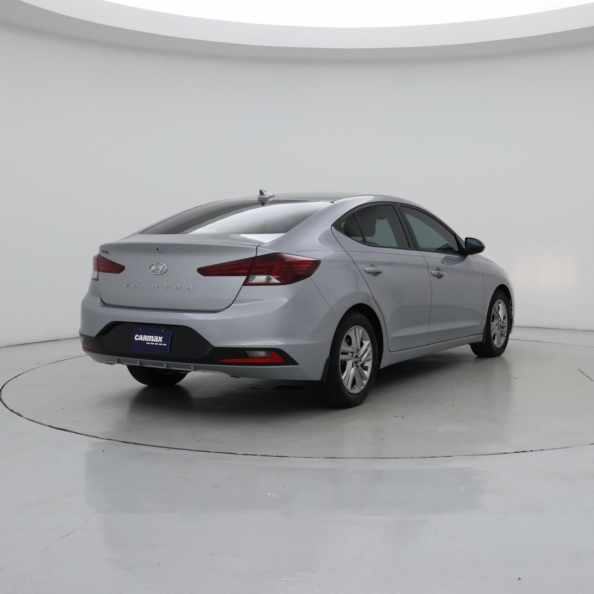 Thumbnail: 2020 Hyundai Elantra - 8