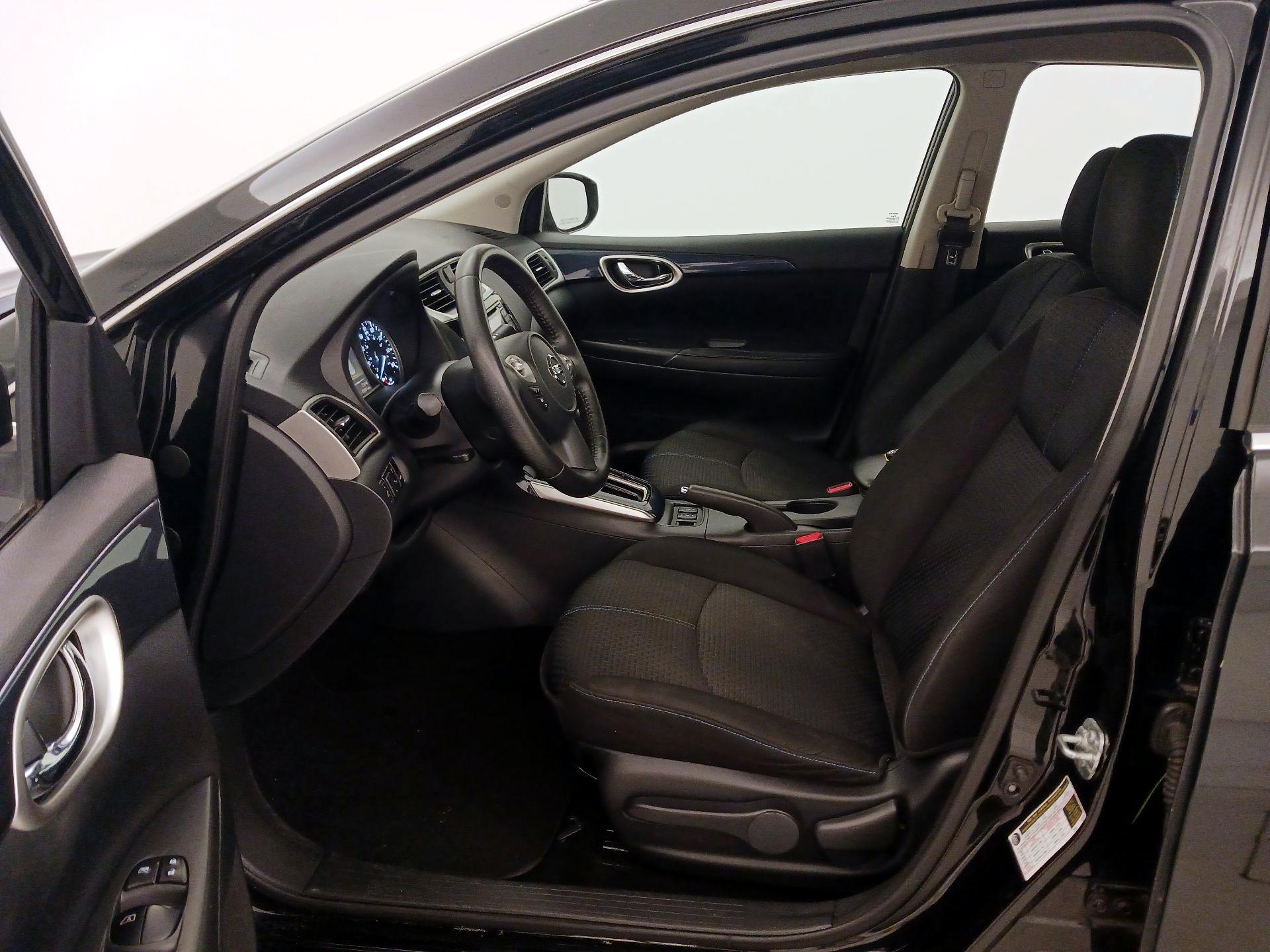 Thumbnail: 2018 Nissan Sentra - 11