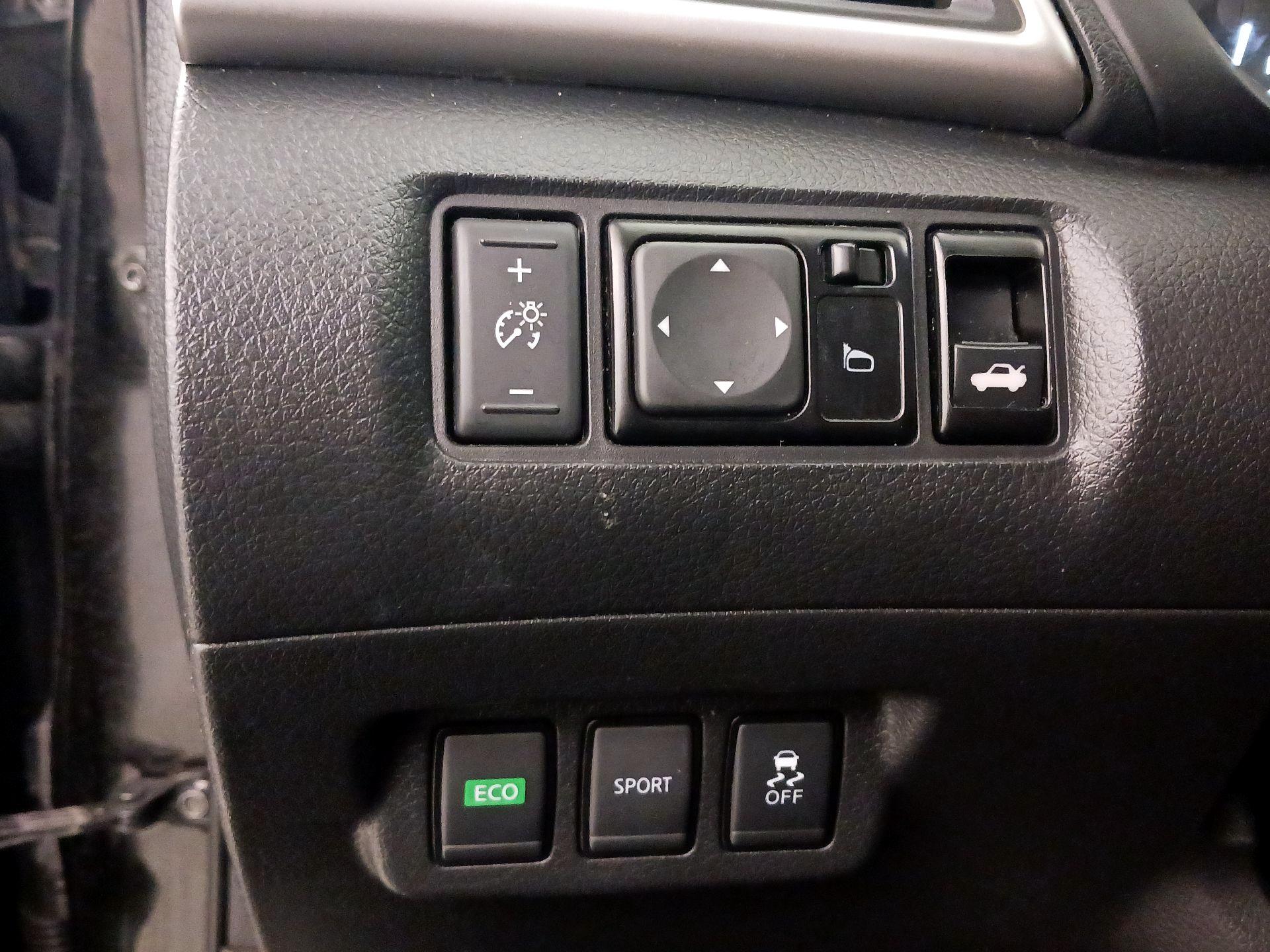 Thumbnail: 2018 Nissan Sentra - 13