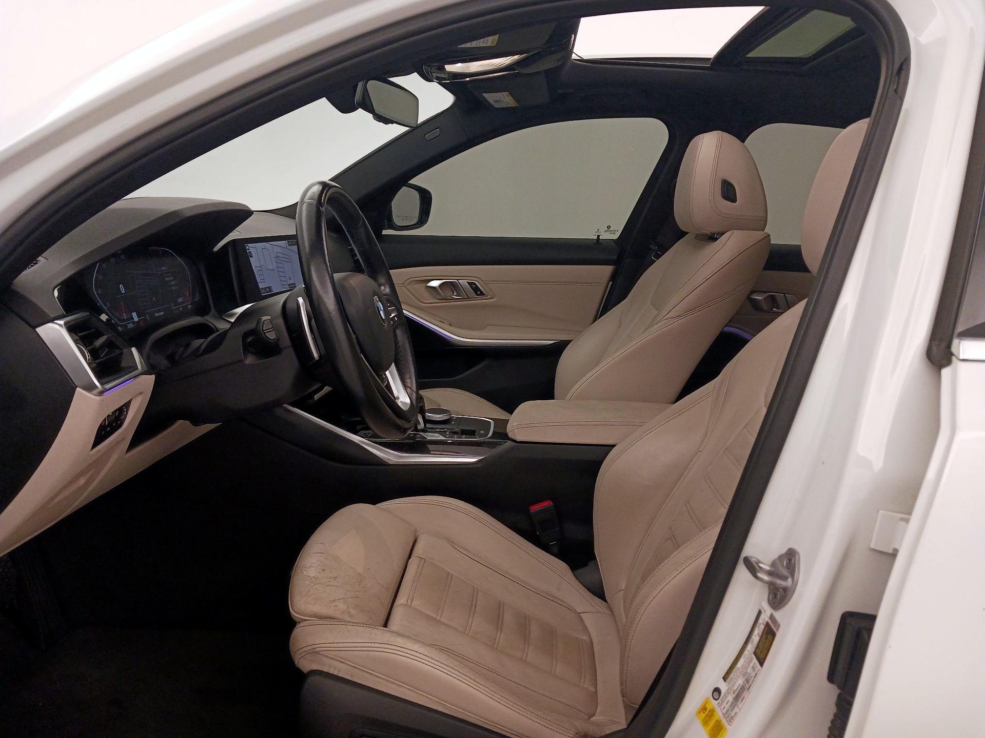 Thumbnail: 2021 BMW 3 Series - 11