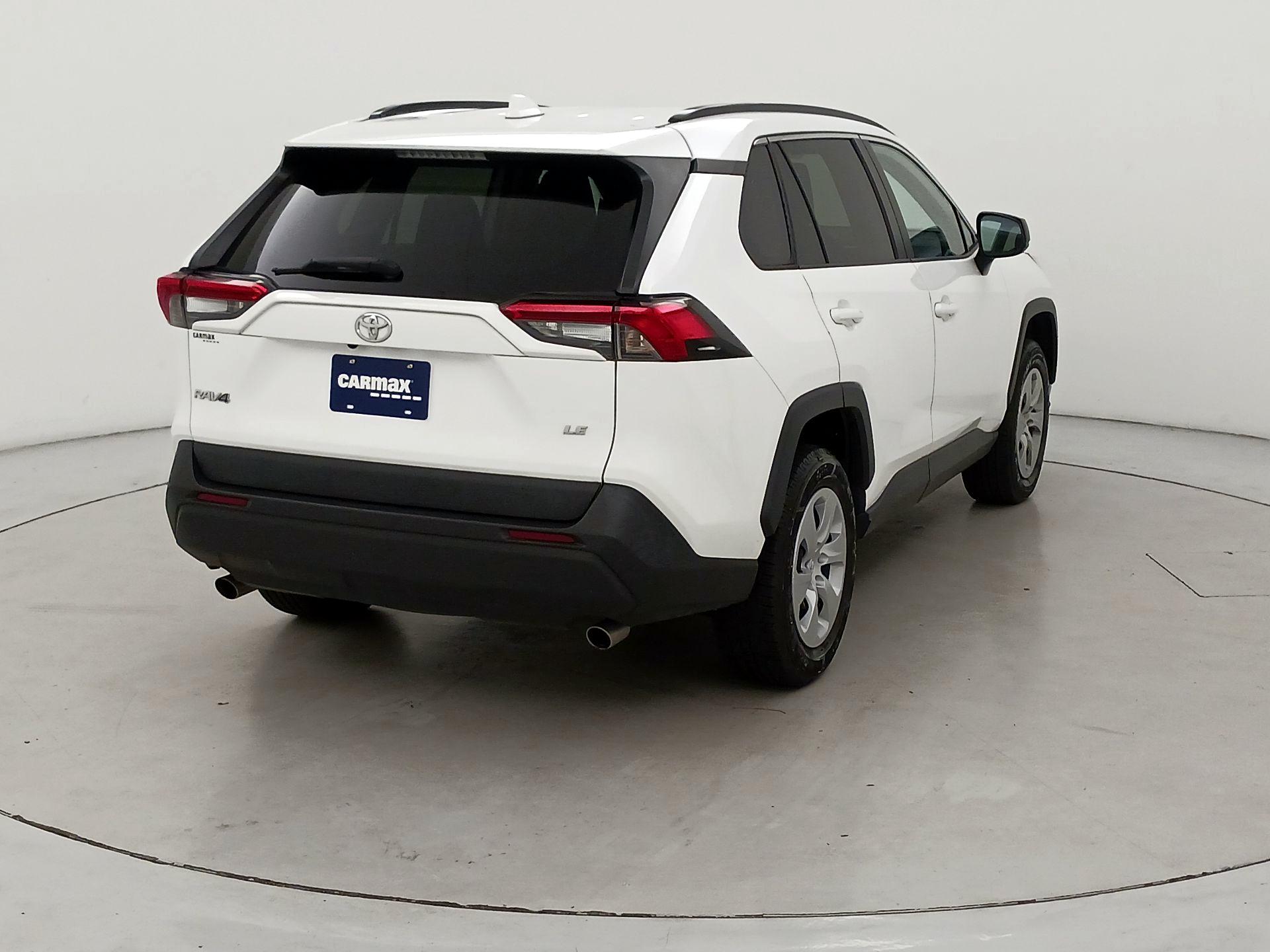 Thumbnail: 2021 Toyota RAV4 - 5
