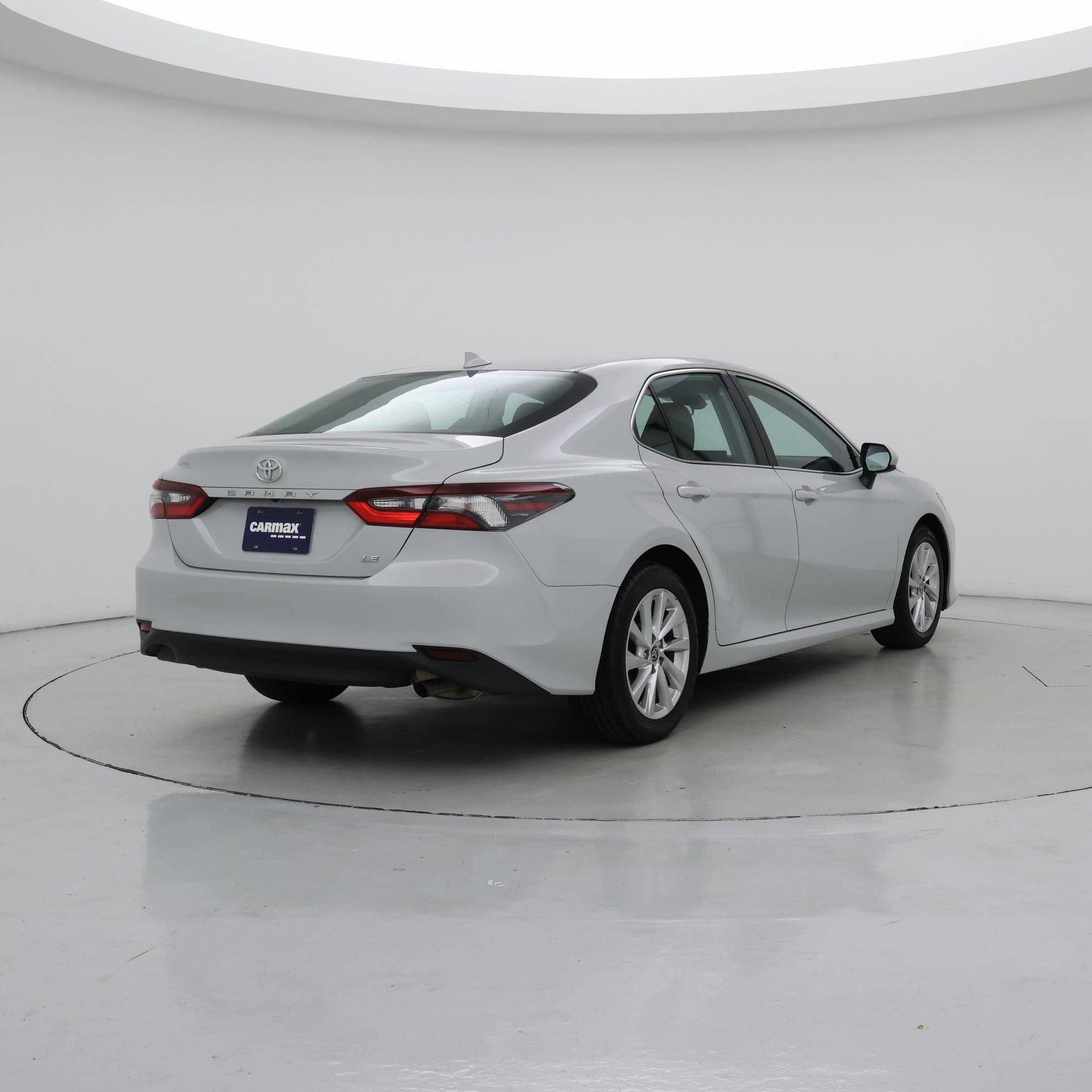 Thumbnail: 2023 Toyota Camry - 8