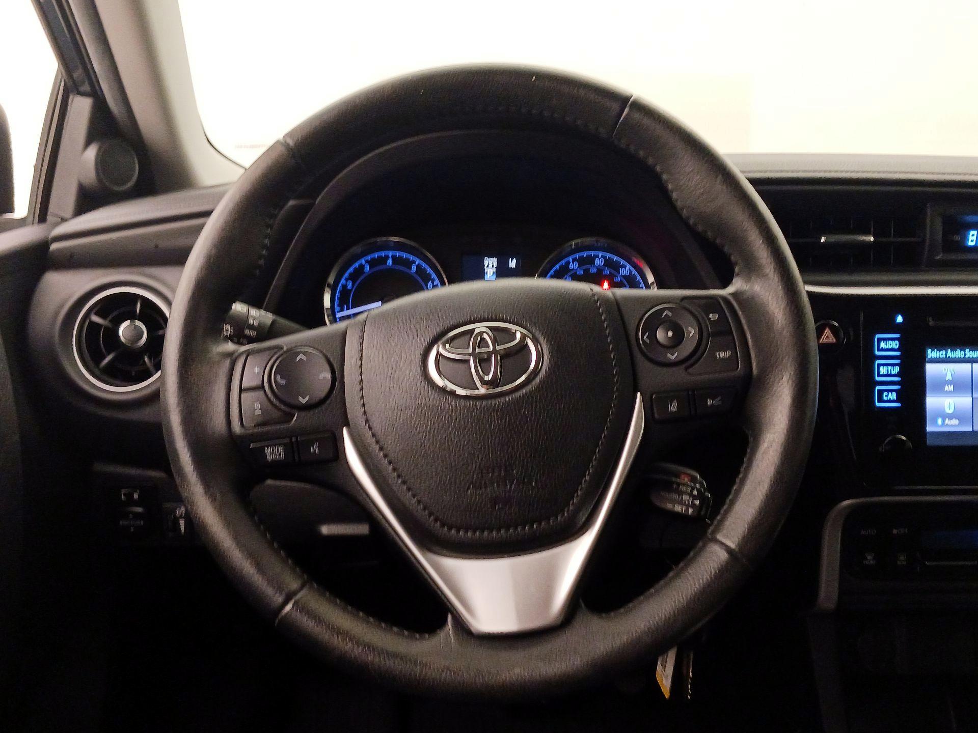 Thumbnail: 2019 Toyota Corolla - 10