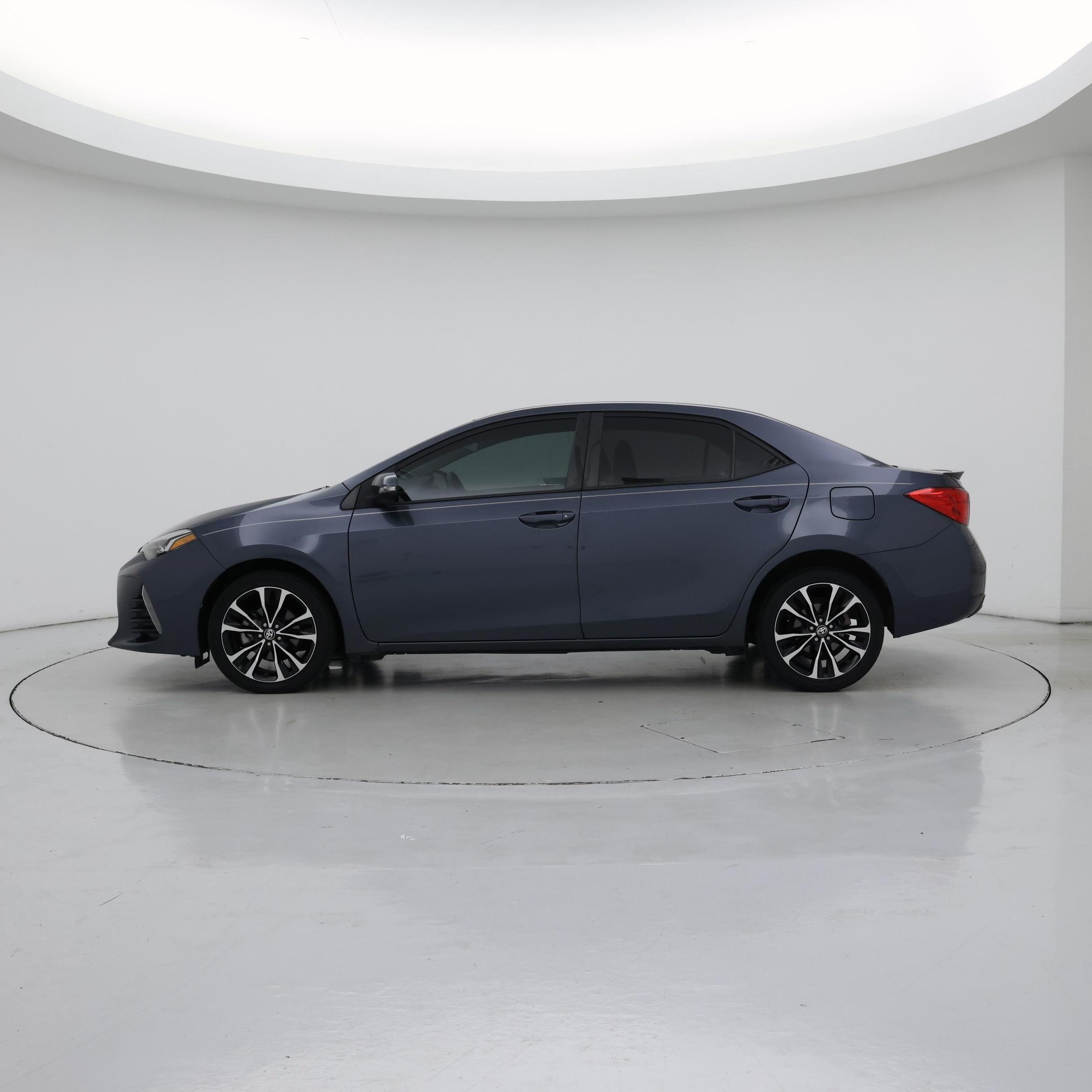 Thumbnail: 2019 Toyota Corolla - 3