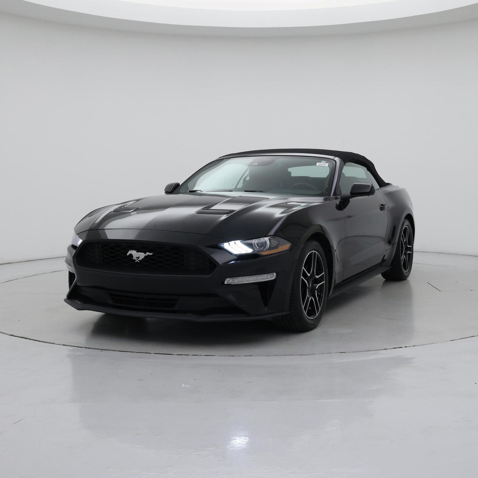 Thumbnail: 2022 Ford Mustang - 4