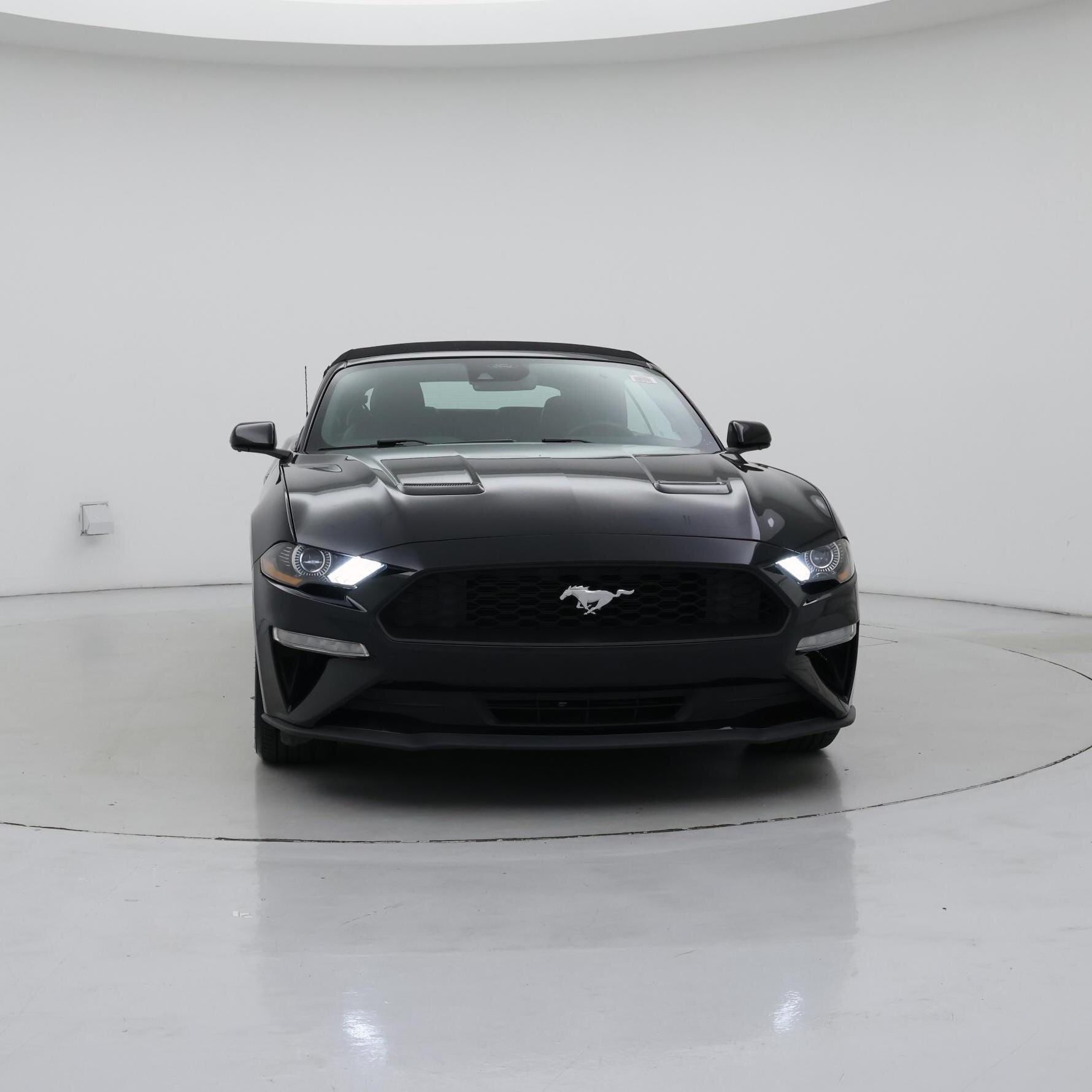 Thumbnail: 2022 Ford Mustang - 5