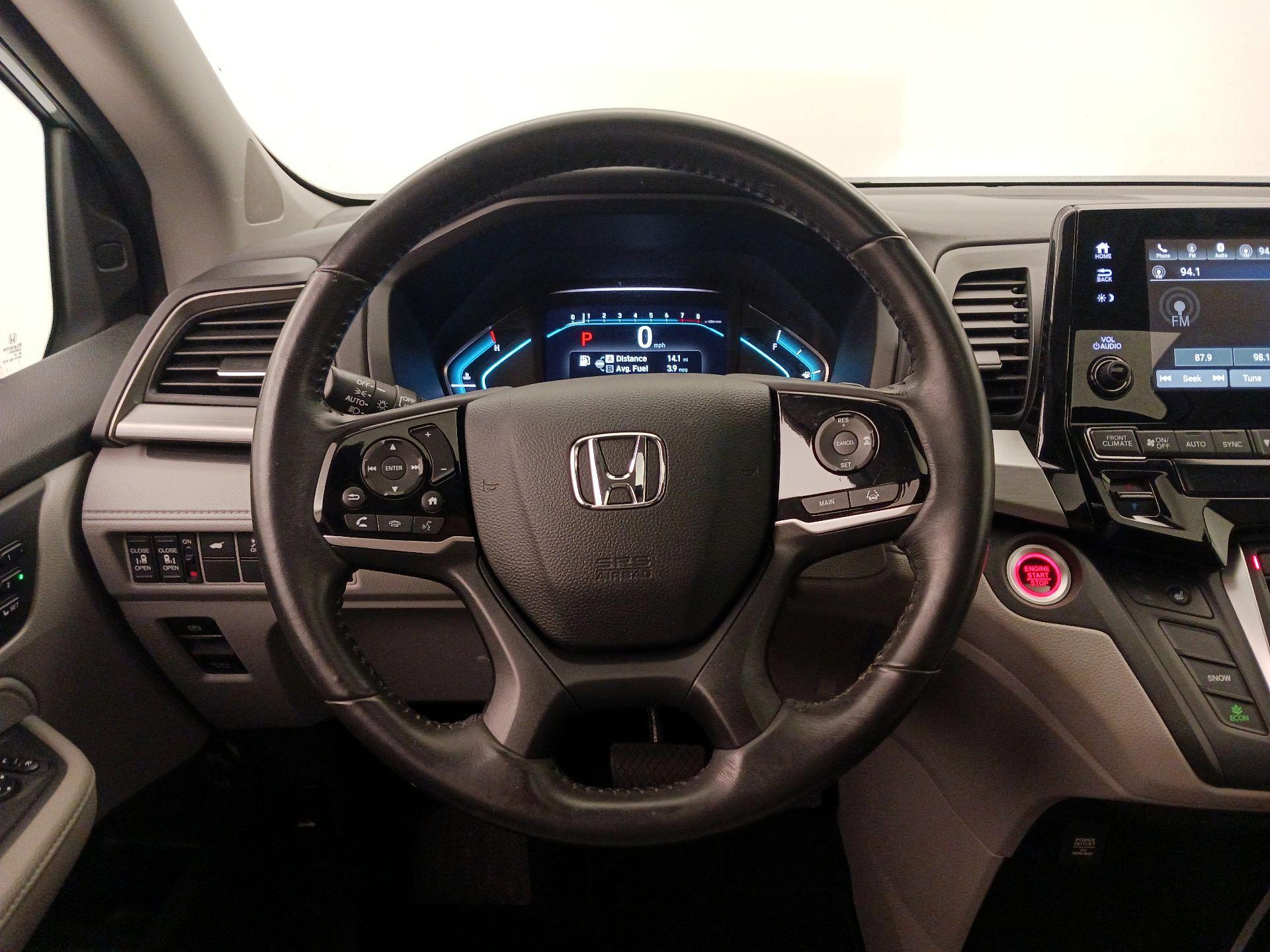 Thumbnail: 2018 Honda Odyssey - 10