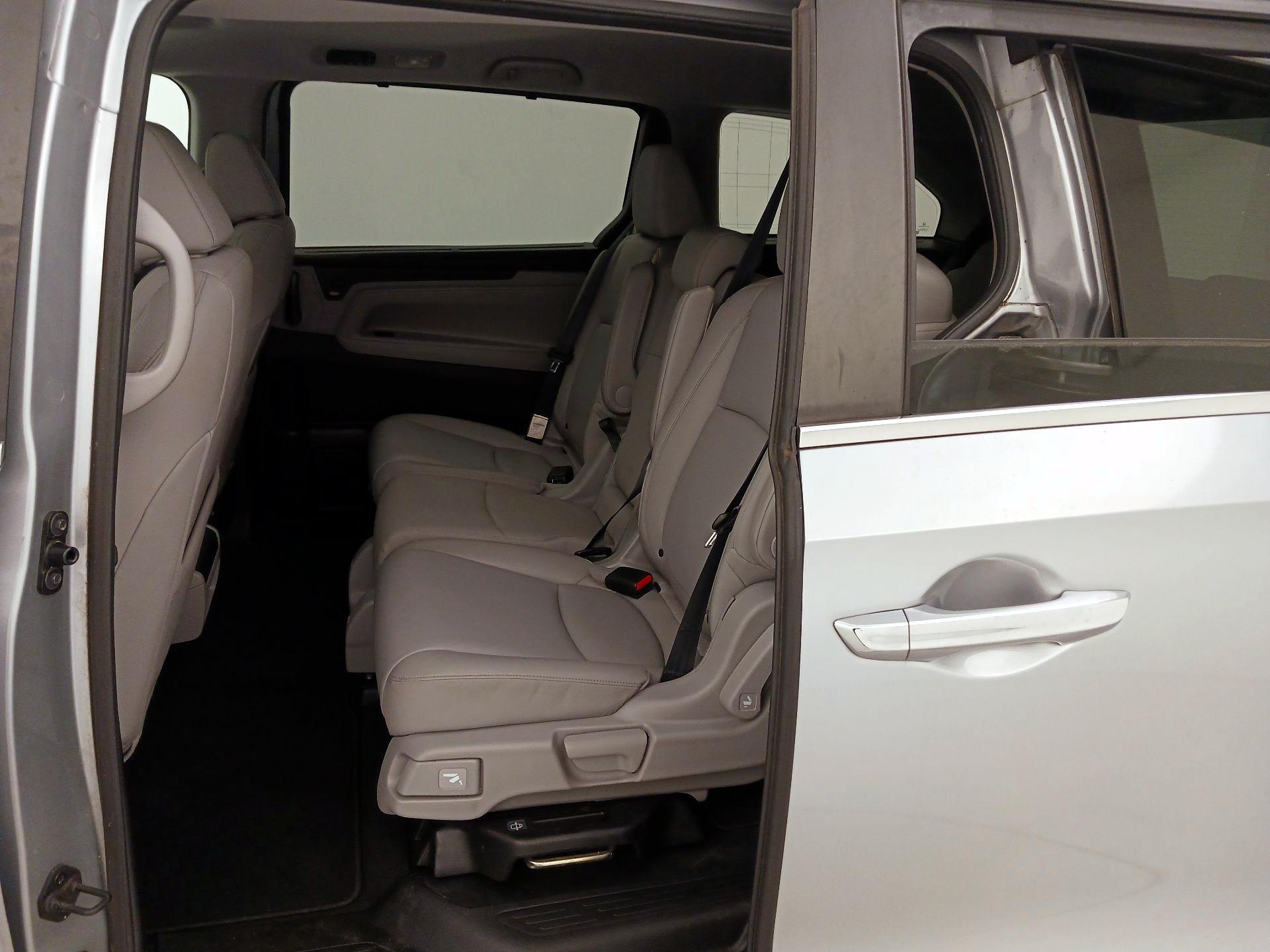 Thumbnail: 2018 Honda Odyssey - 20