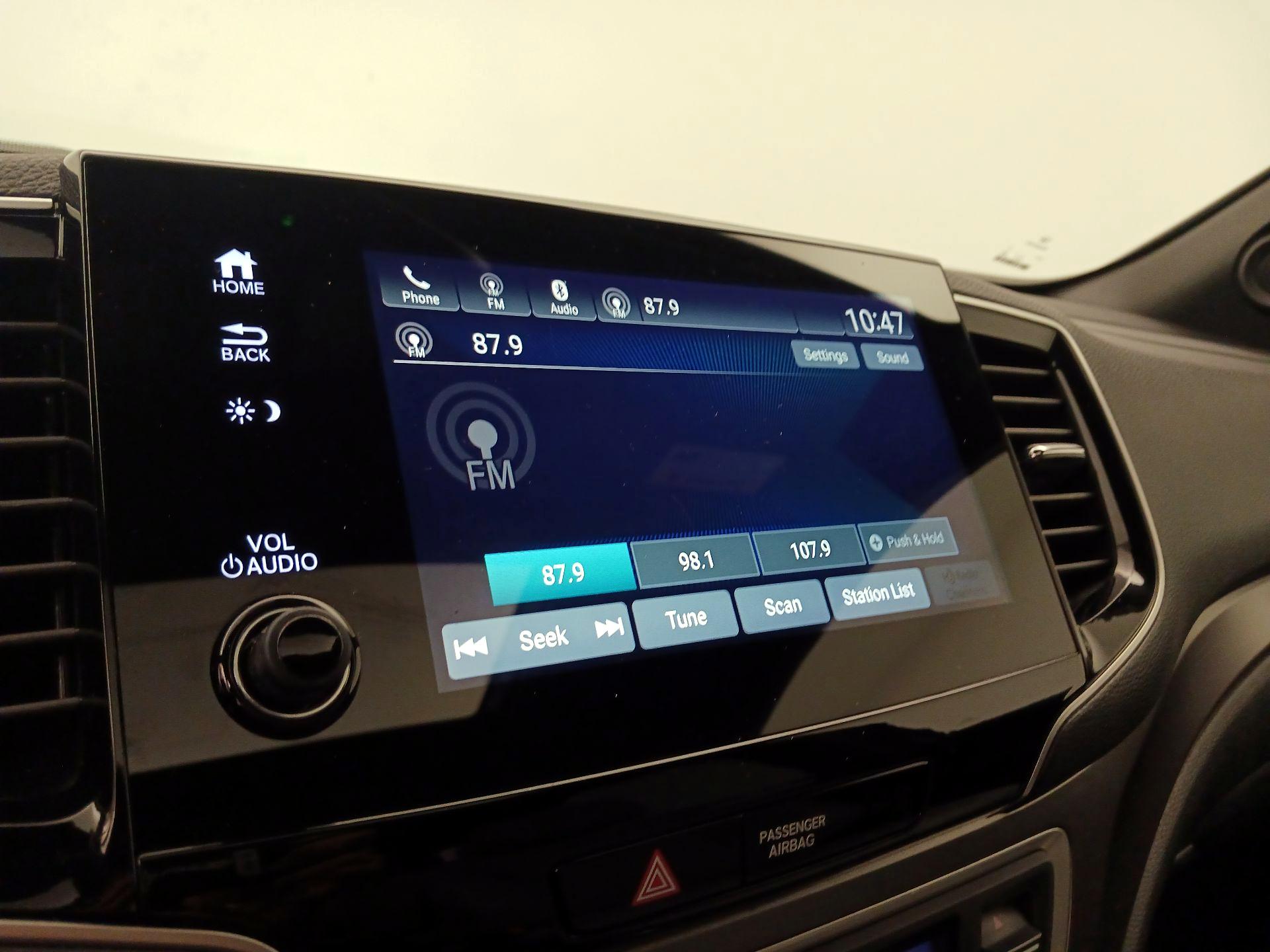 Thumbnail: 2019 Honda Passport - 15