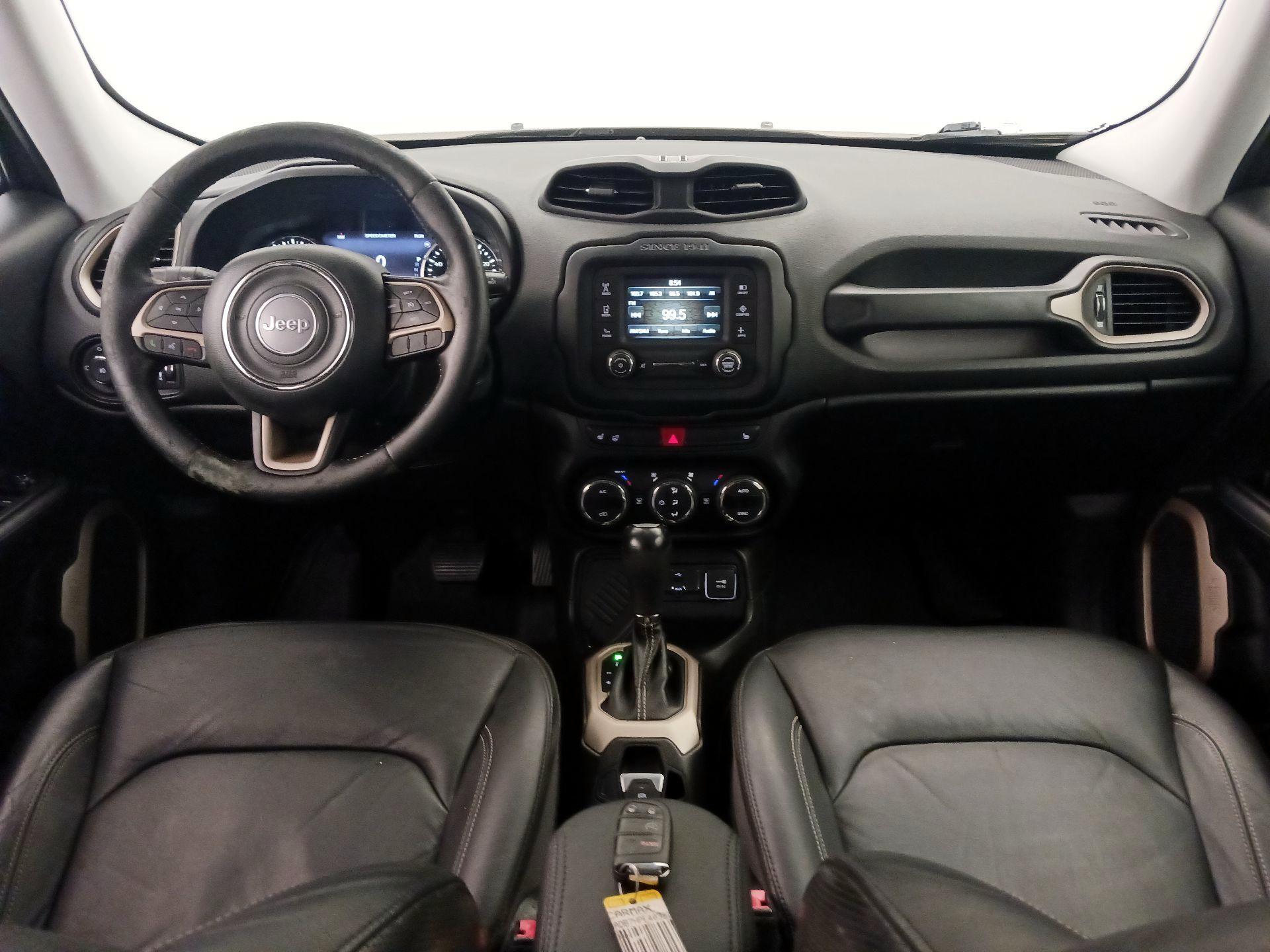 Thumbnail: 2017 Jeep Renegade - 9