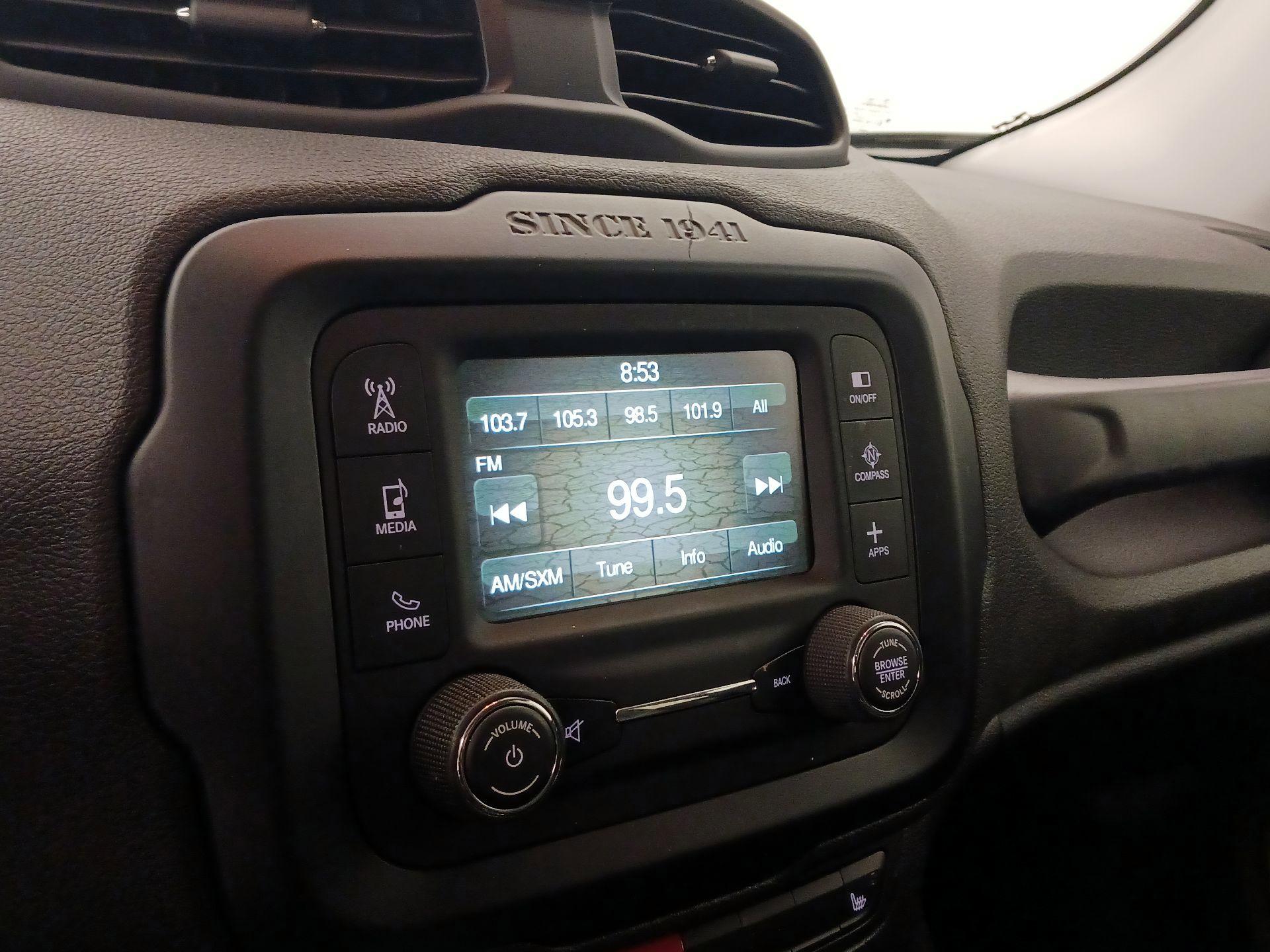 Thumbnail: 2017 Jeep Renegade - 15