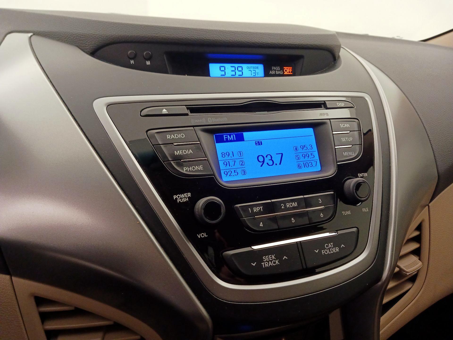Thumbnail: 2013 Hyundai Elantra - 14