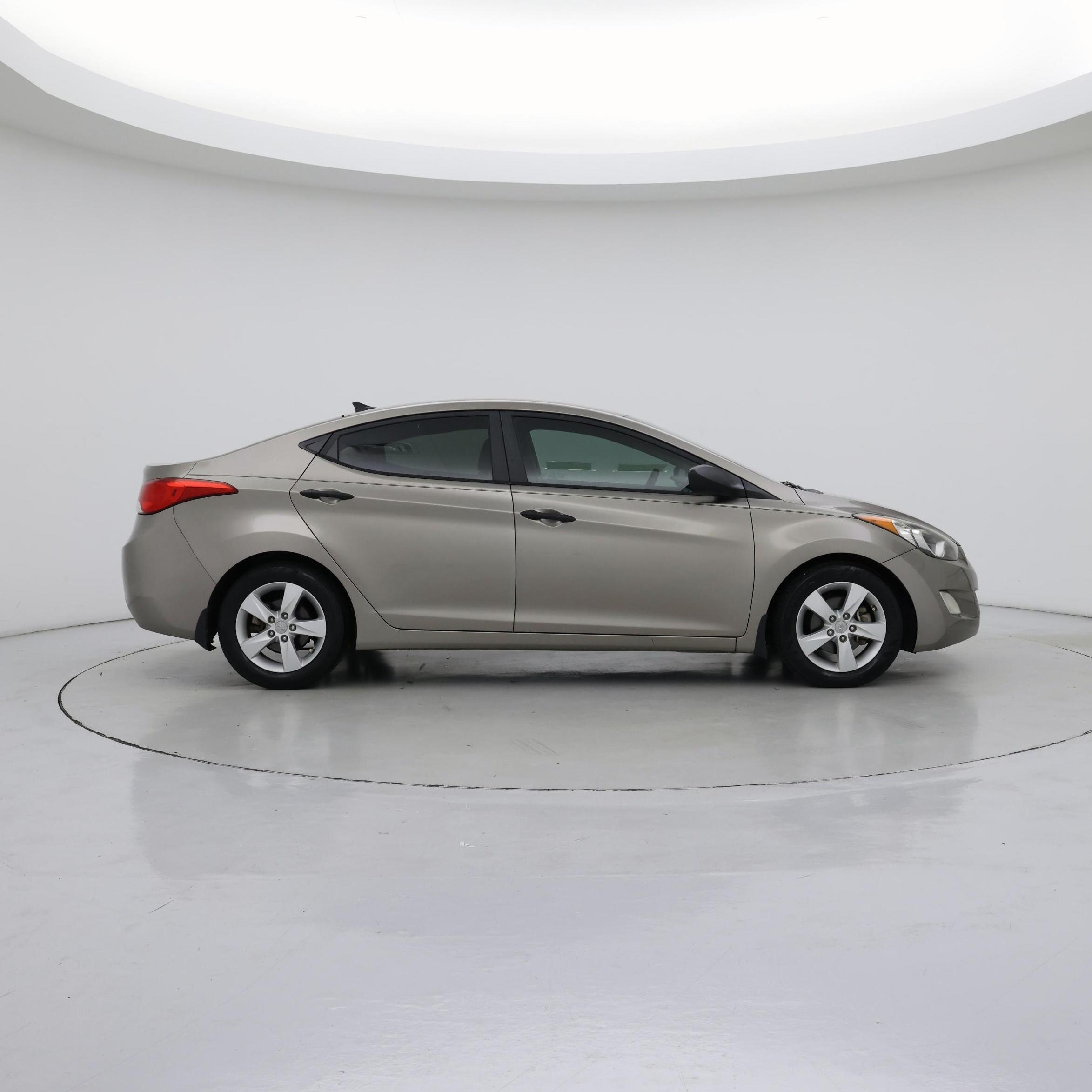 Thumbnail: 2013 Hyundai Elantra - 7