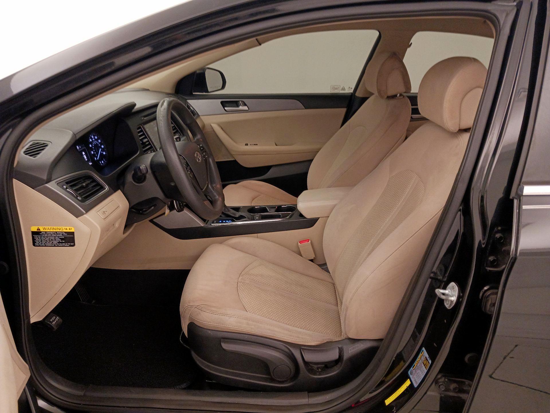 Thumbnail: 2016 Hyundai Sonata - 11