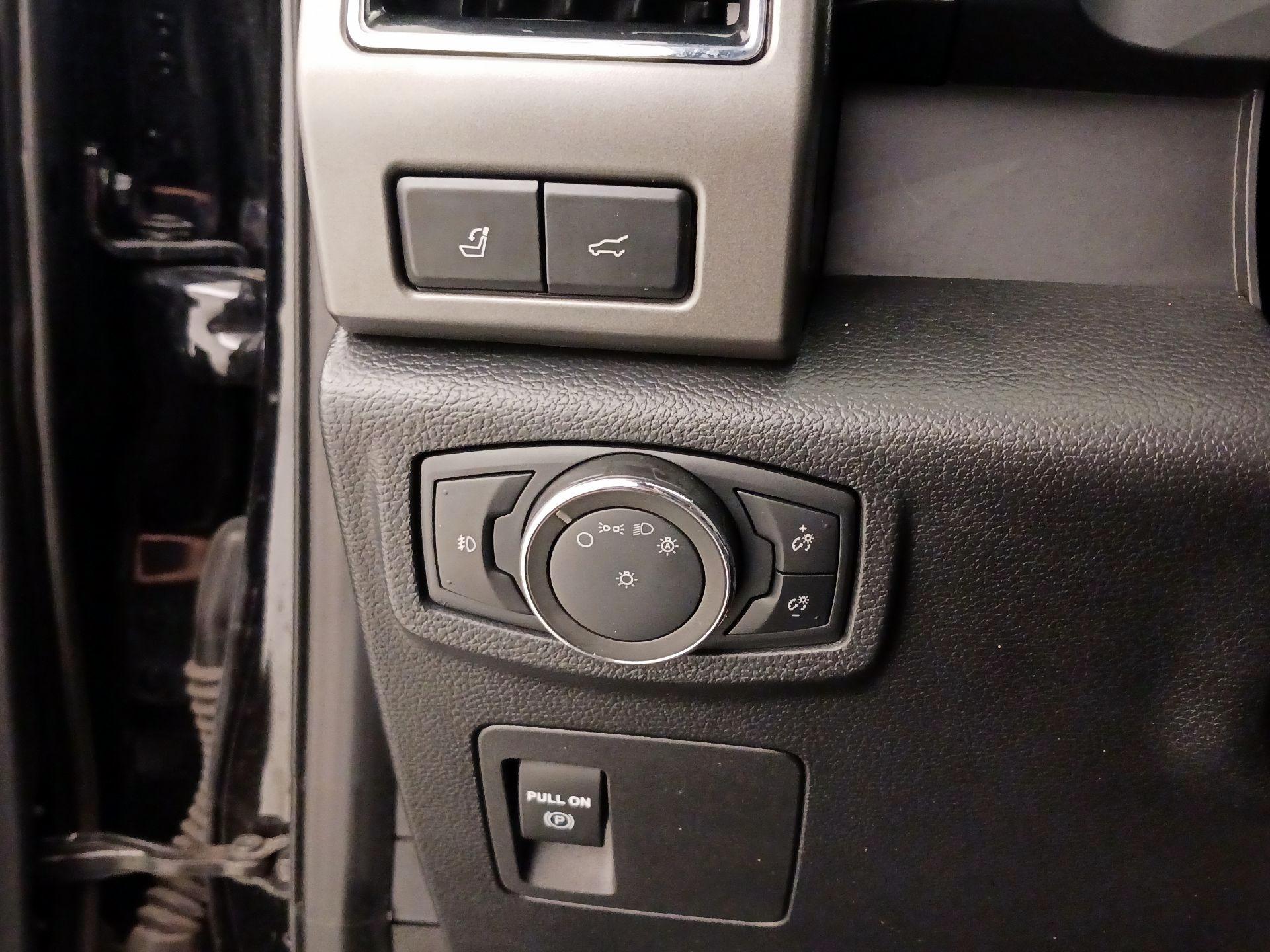 Thumbnail: 2021 Ford Expedition - 13