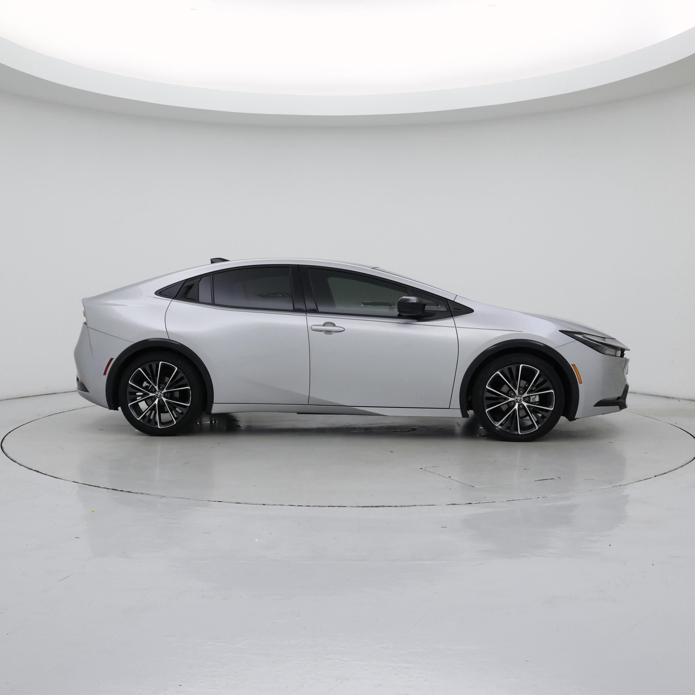 Thumbnail: 2024 Toyota Prius - 7