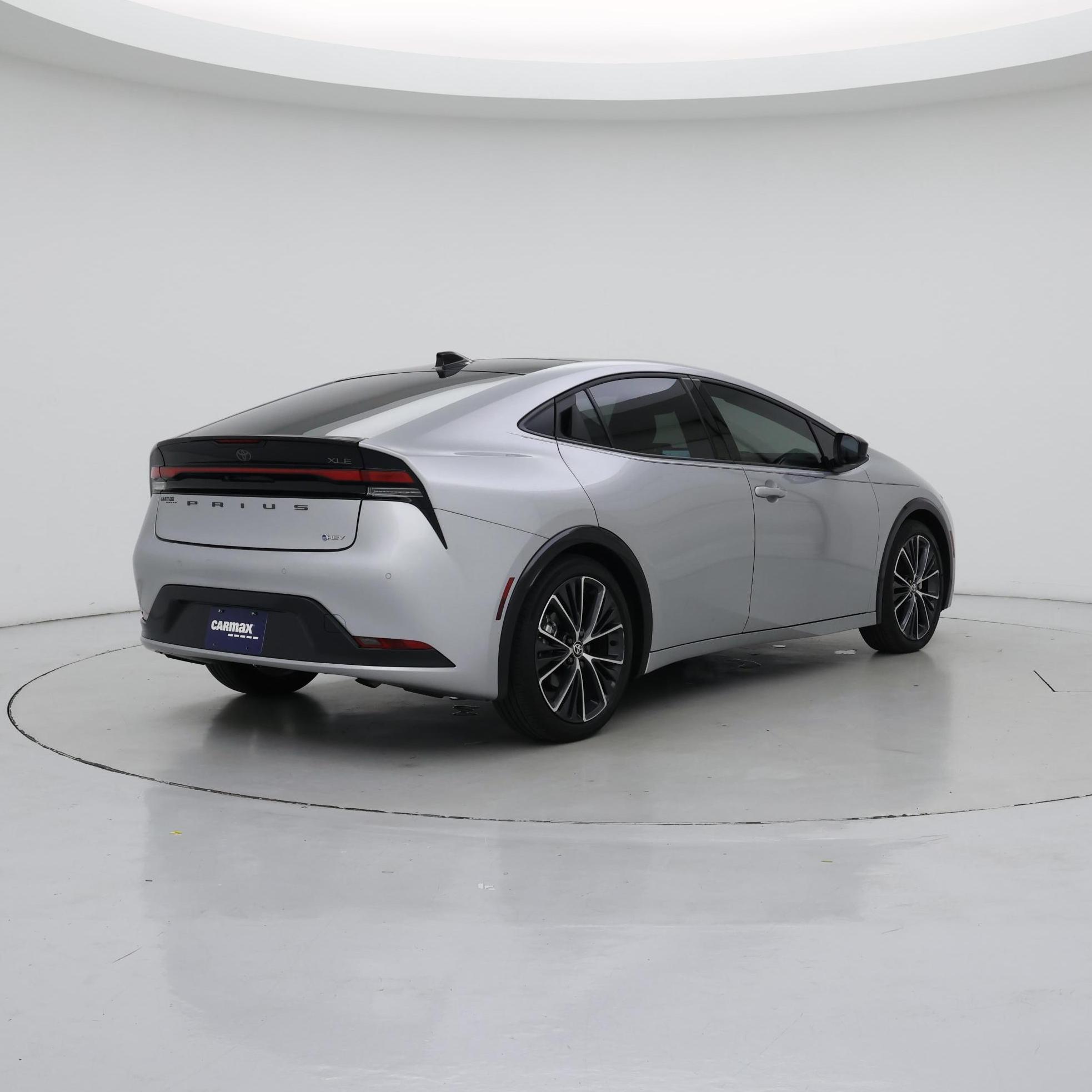 Thumbnail: 2024 Toyota Prius - 8
