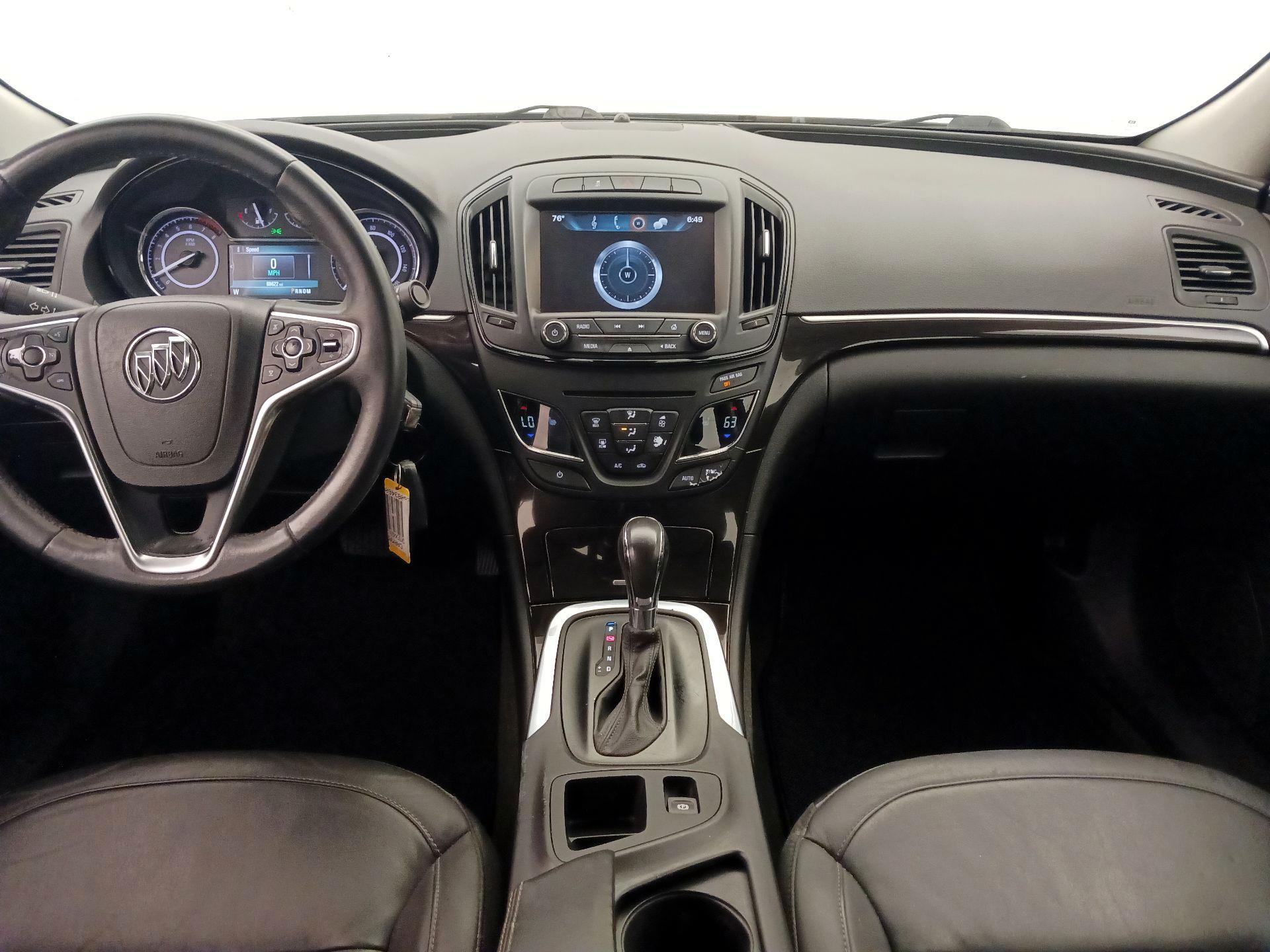Thumbnail: 2016 Buick Regal - 9