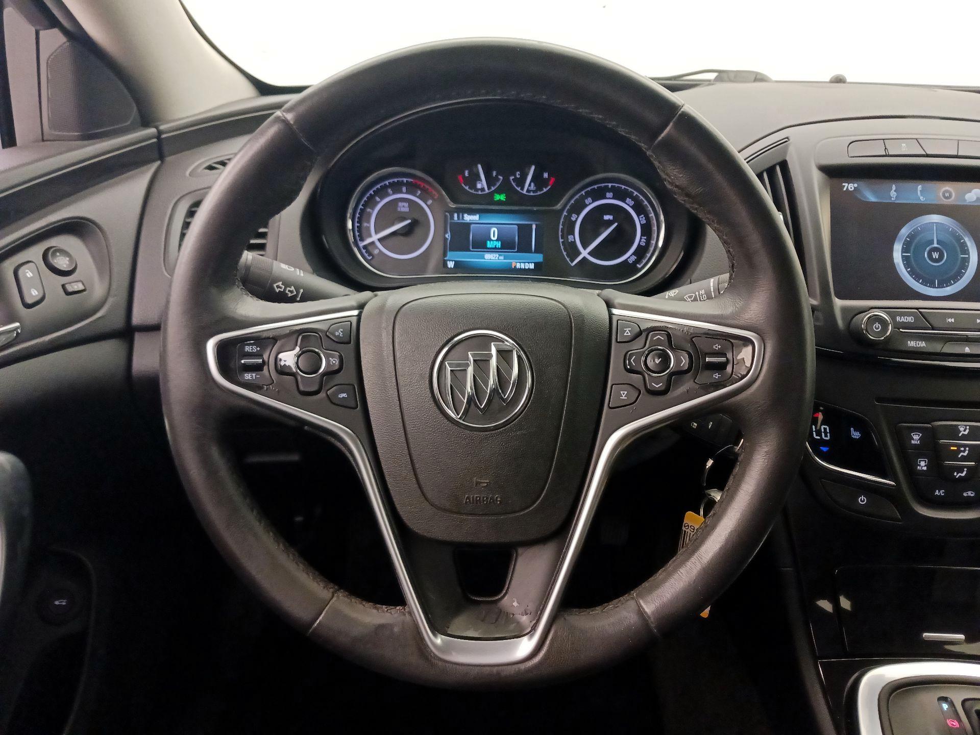 Thumbnail: 2016 Buick Regal - 10