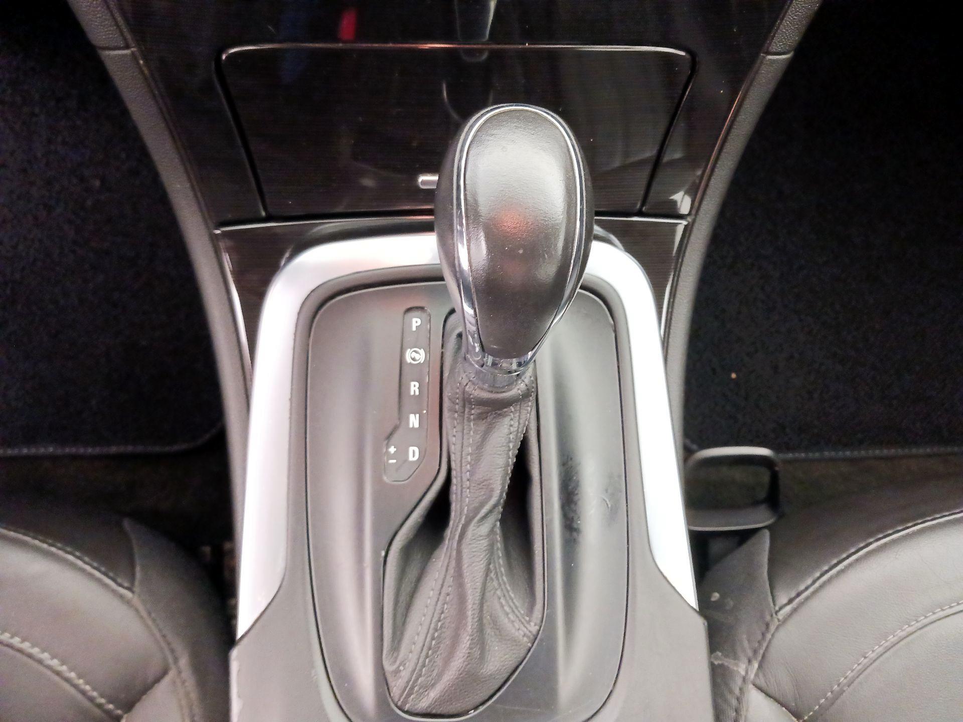 Thumbnail: 2016 Buick Regal - 17