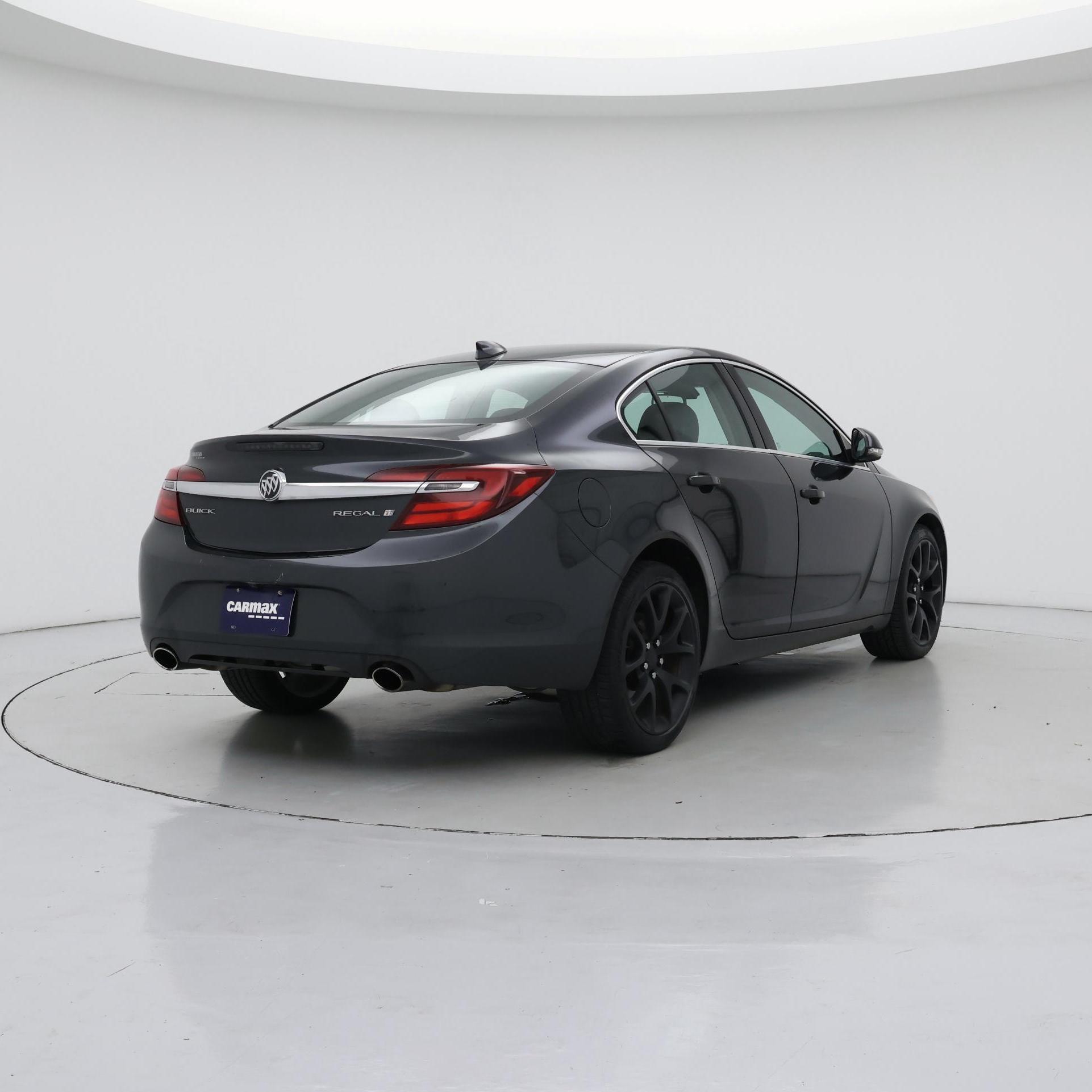 Thumbnail: 2016 Buick Regal - 8