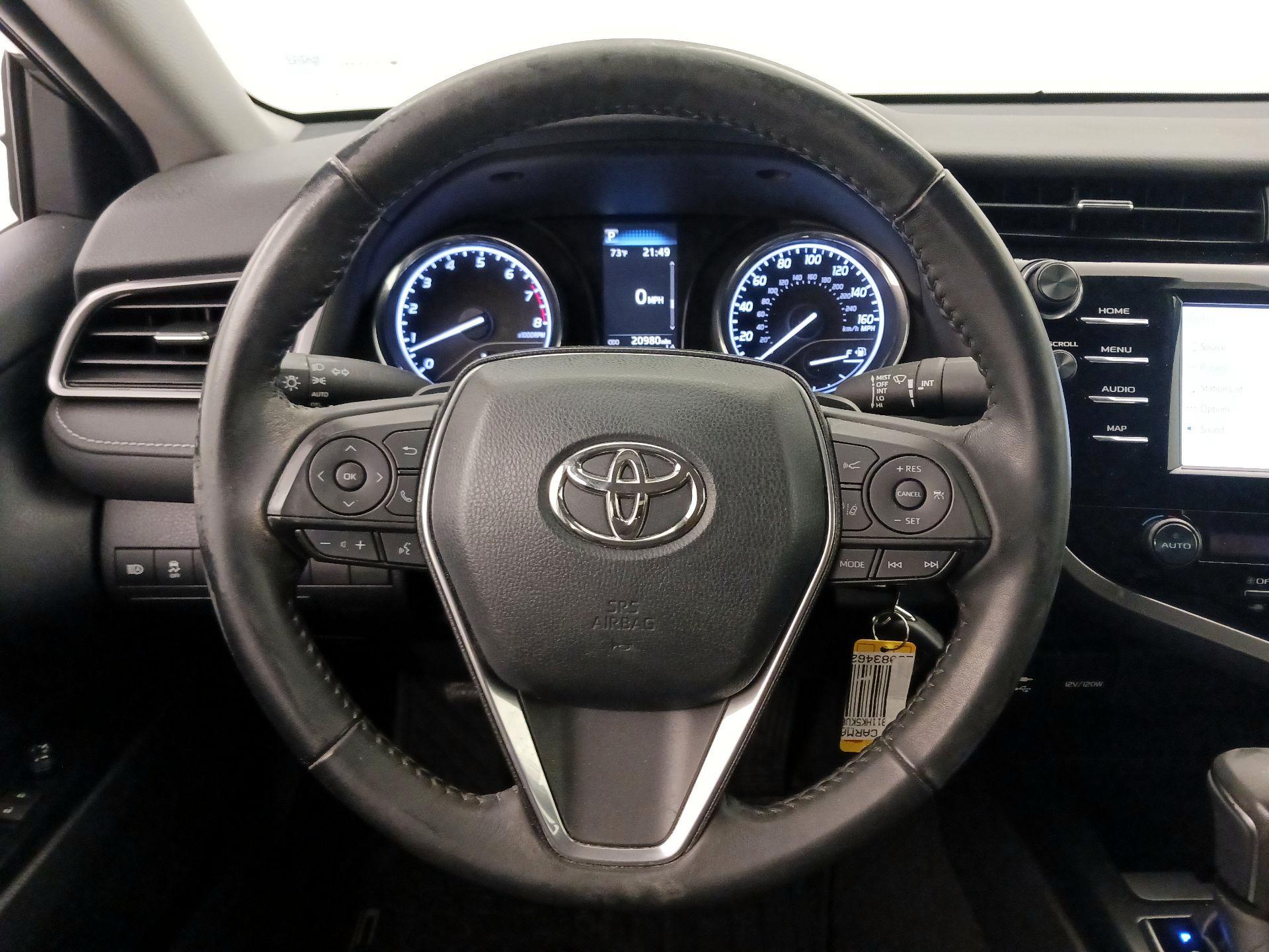Thumbnail: 2019 Toyota Camry - 10