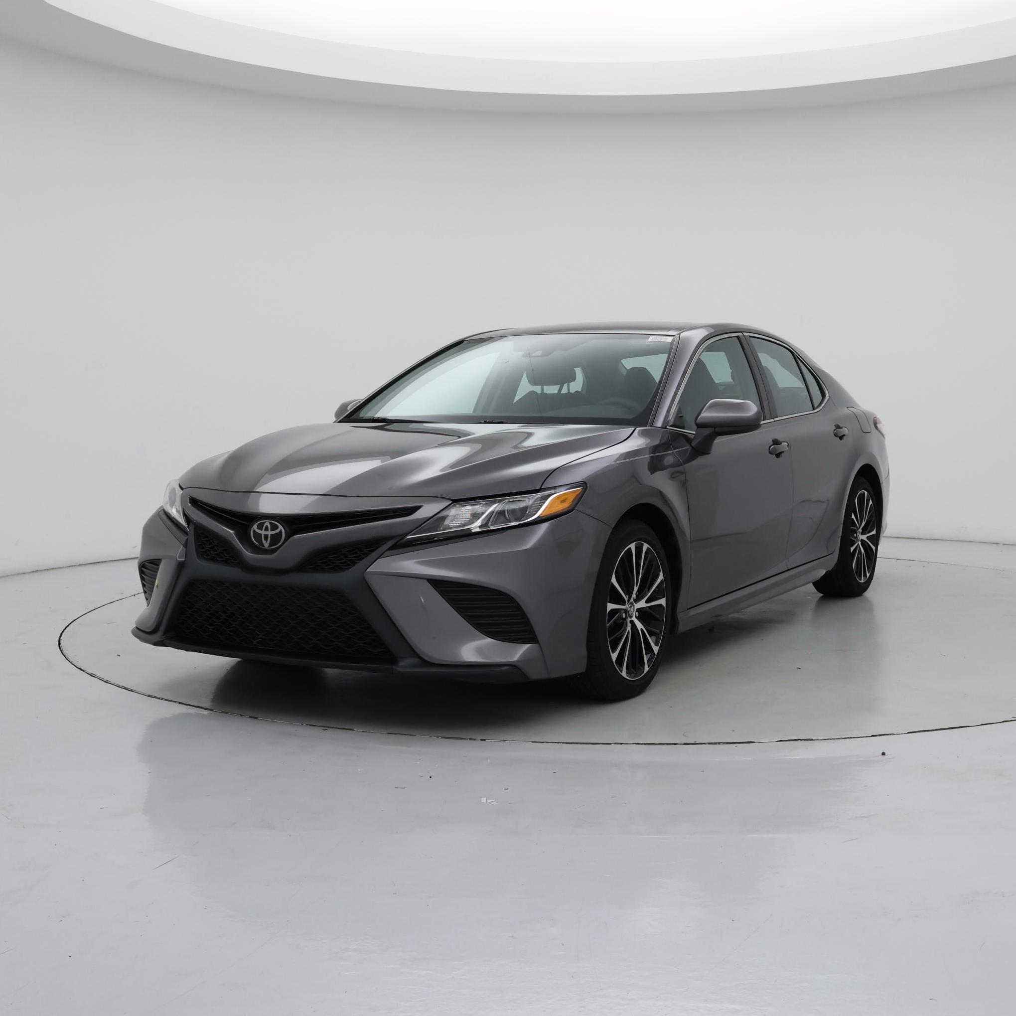 Thumbnail: 2019 Toyota Camry - 4