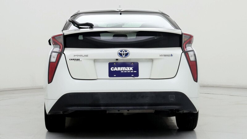 2016 Toyota Prius Three 6