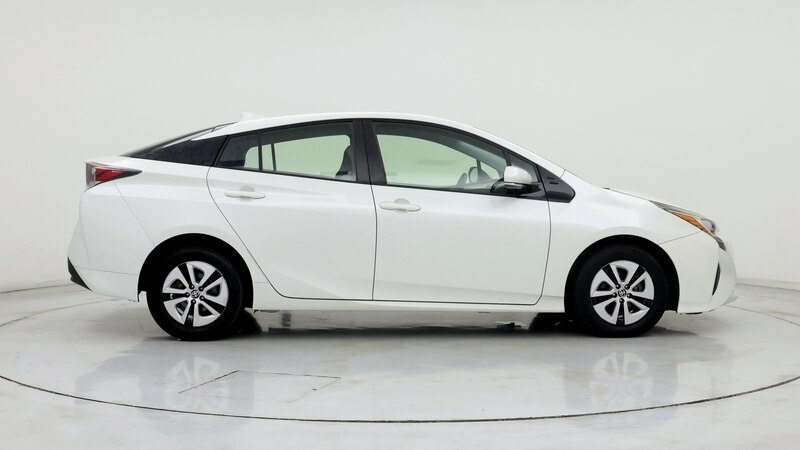 2016 Toyota Prius Three 7