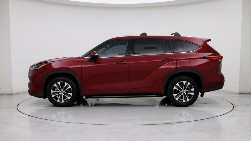 2021 Toyota Highlander XLE 3