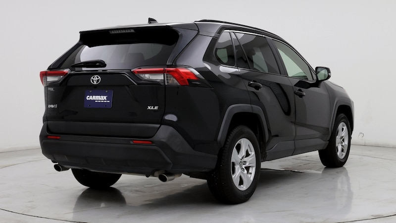 2019 Toyota RAV4 XLE 8