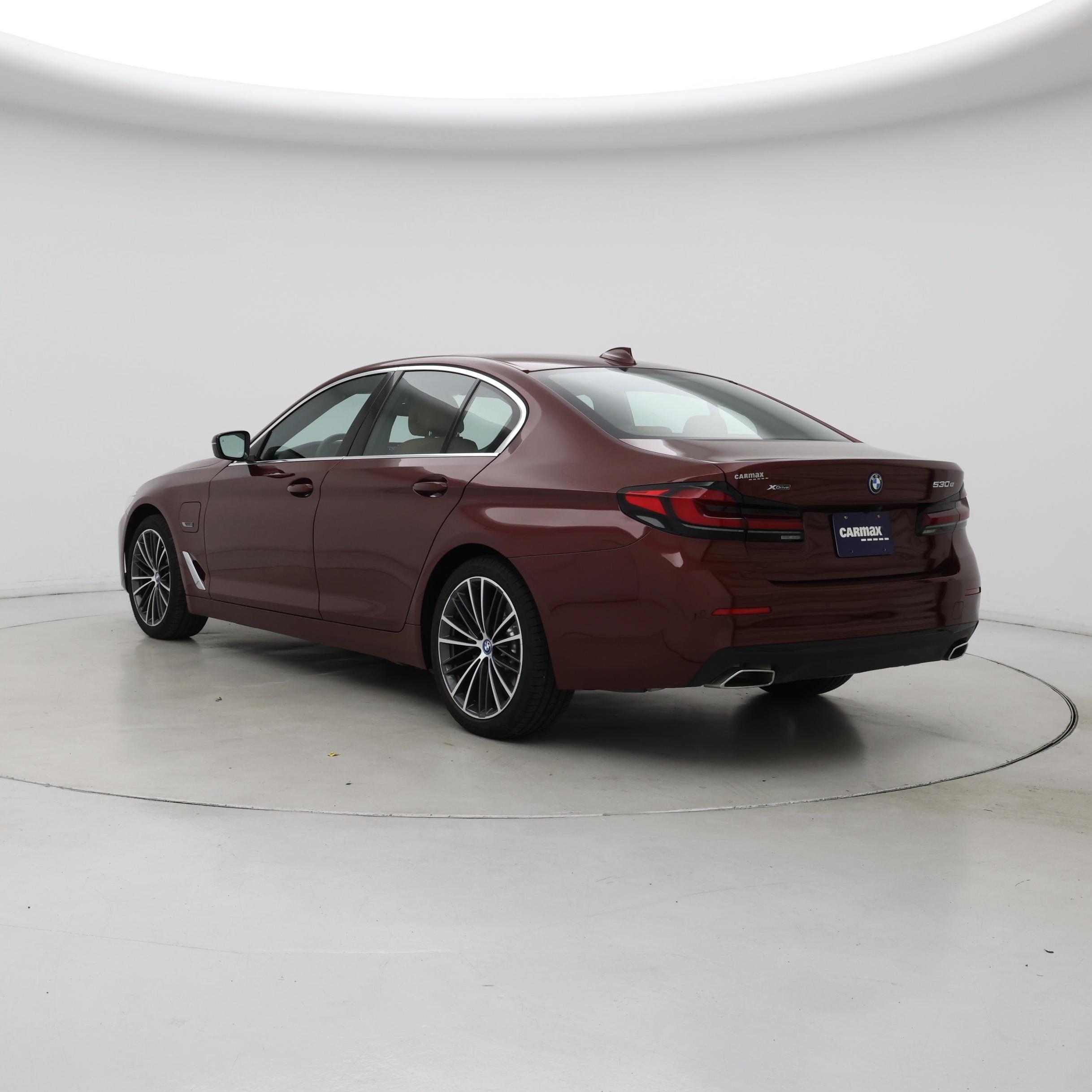 Thumbnail: 2023 BMW 5 Series - 2