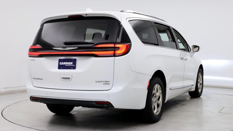 2021 Chrysler Pacifica Limited 8