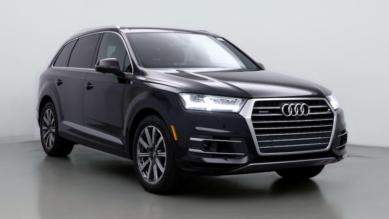 2017 Audi Q7 Prestige Hero Image