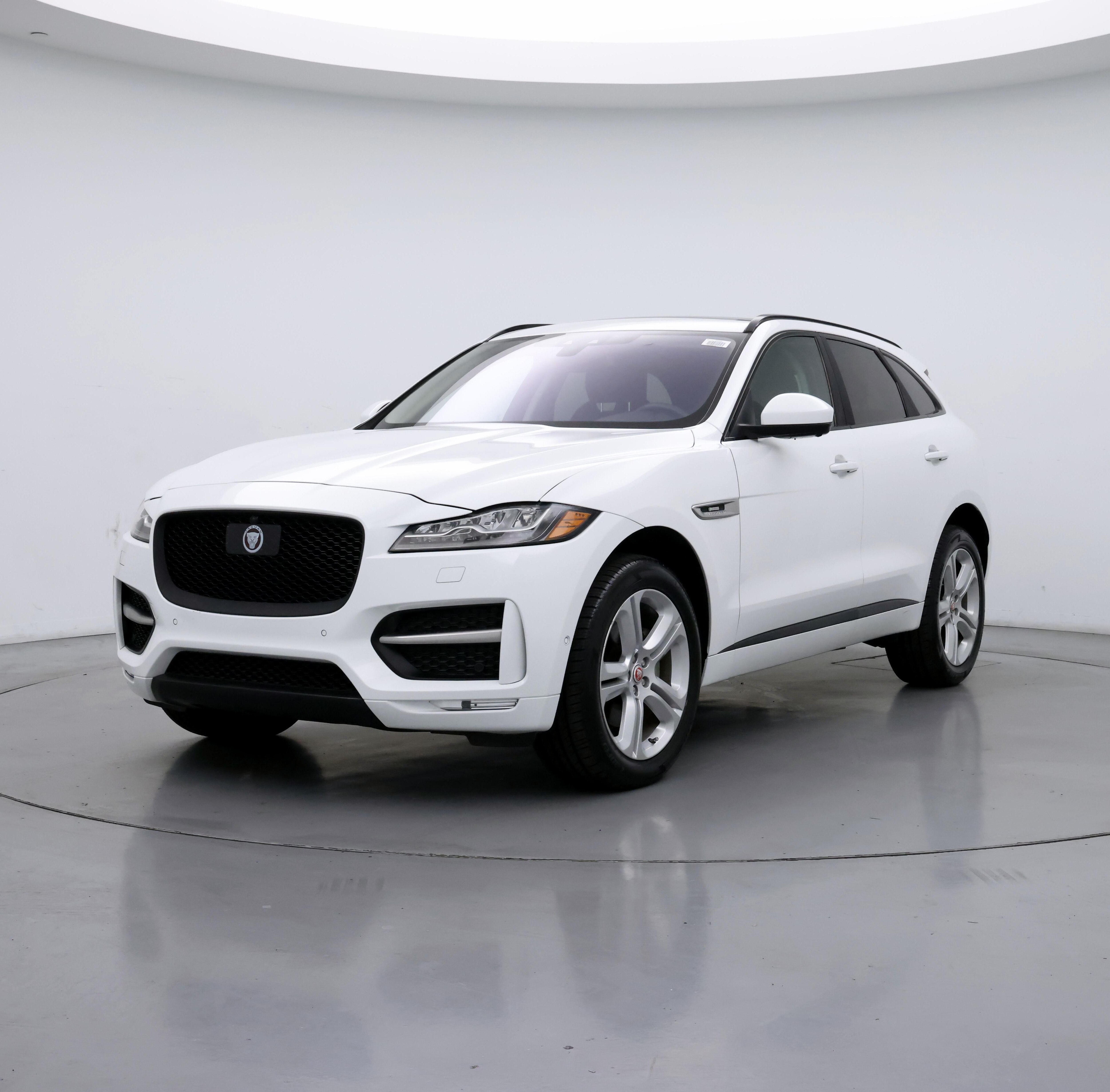 Thumbnail: 2017 Jaguar F-Pace - 4