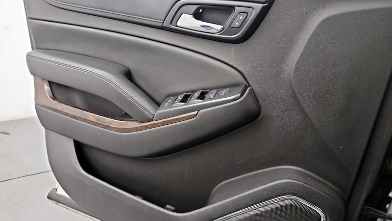 2015 Chevrolet Tahoe LS 12