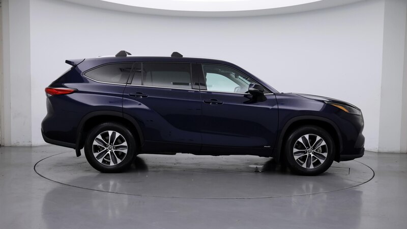 2022 Toyota Highlander XLE 7