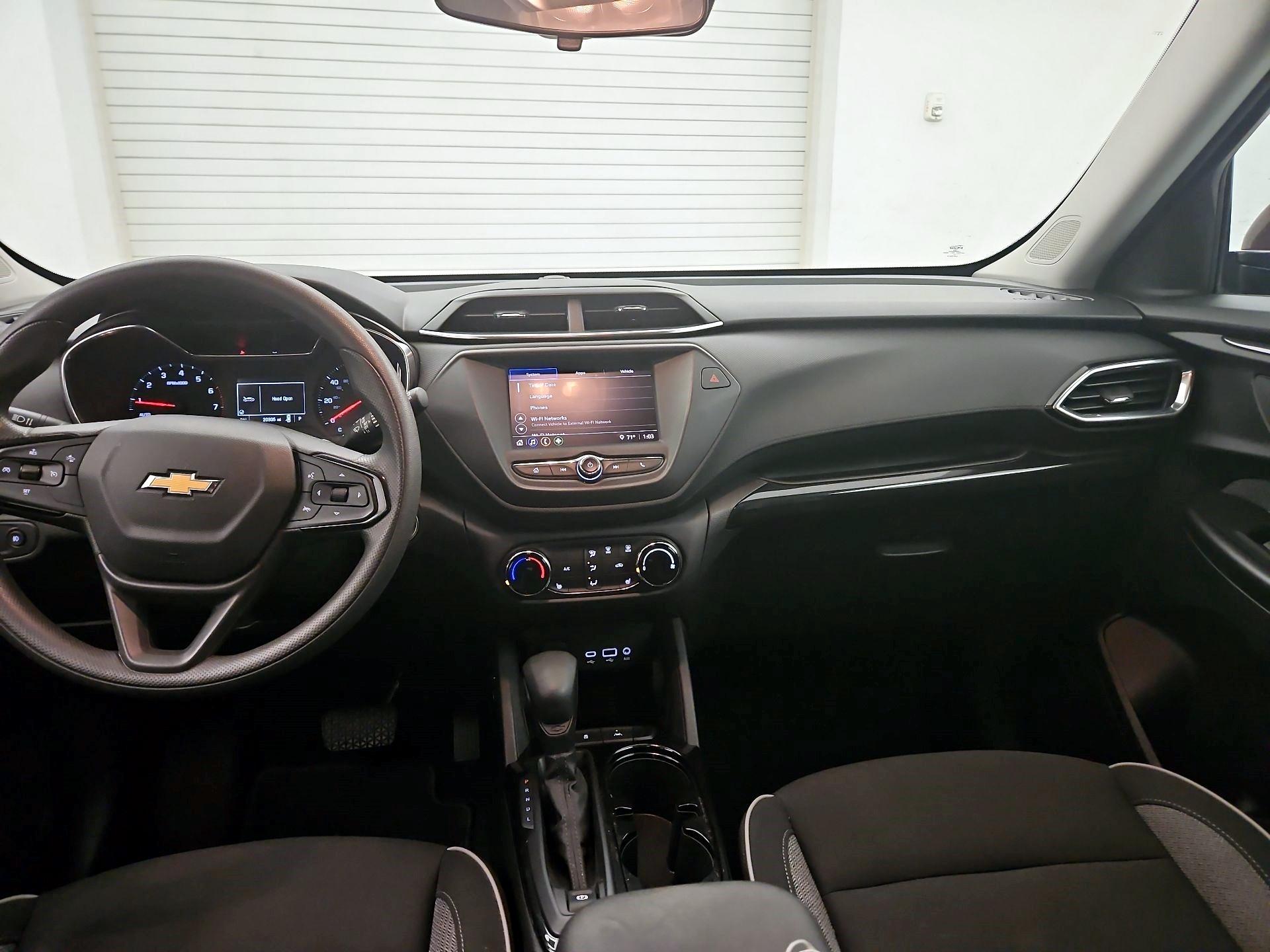 Thumbnail: 2023 Chevrolet TrailBlazer - 9