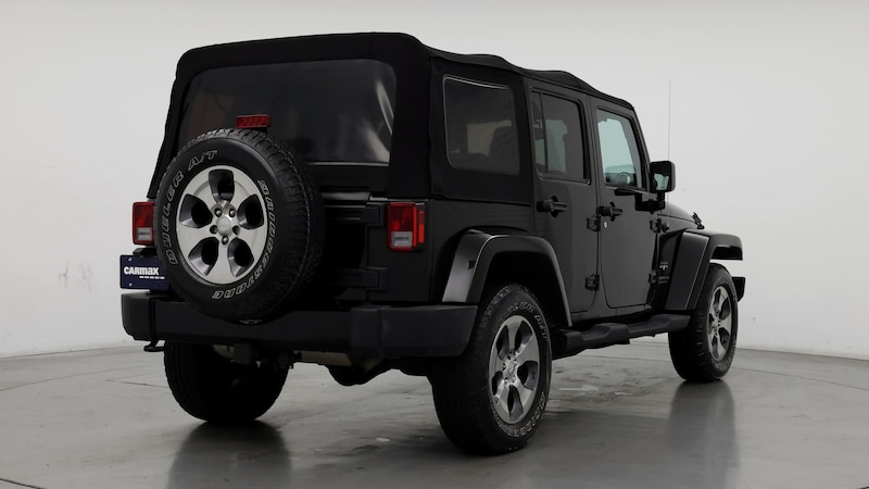 2016 Jeep Wrangler Unlimited Sahara 8