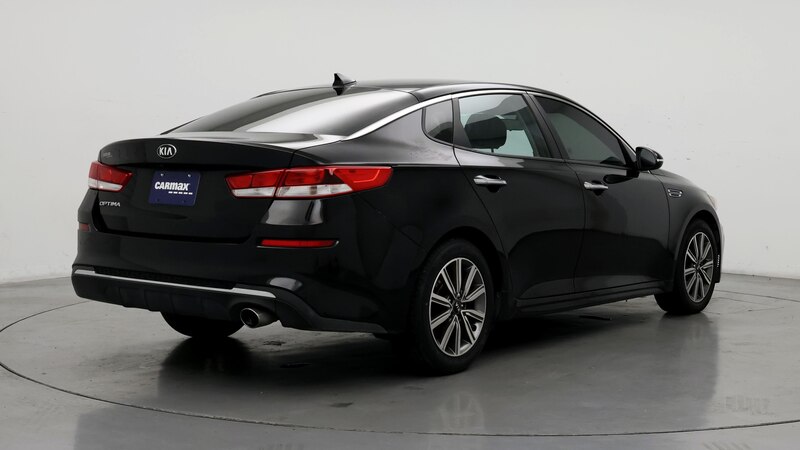 2019 Kia Optima LX 8