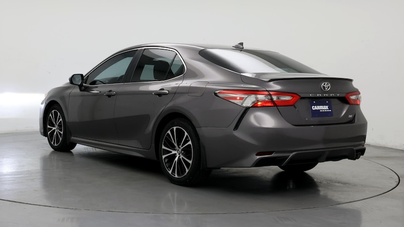 2019 Toyota Camry SE 2