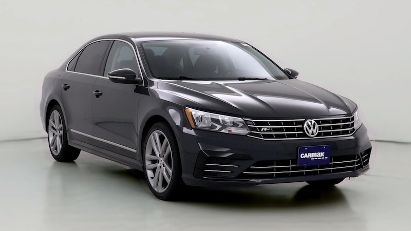 2016 Volkswagen Passat R-Line Hero Image