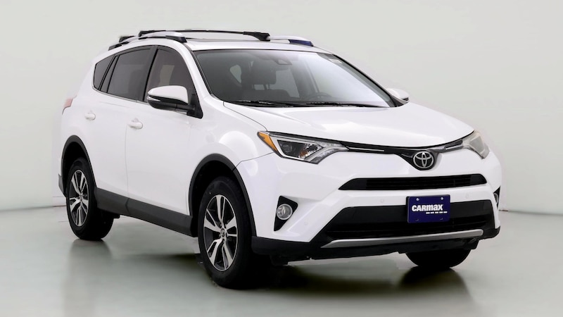 2016 Toyota RAV4 XLE Hero Image